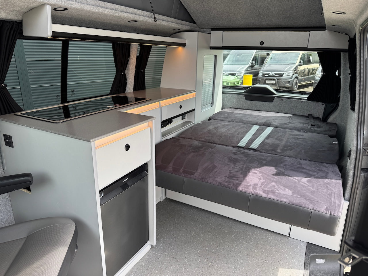 Volkswagen Transporter Campervan | SW72DOU