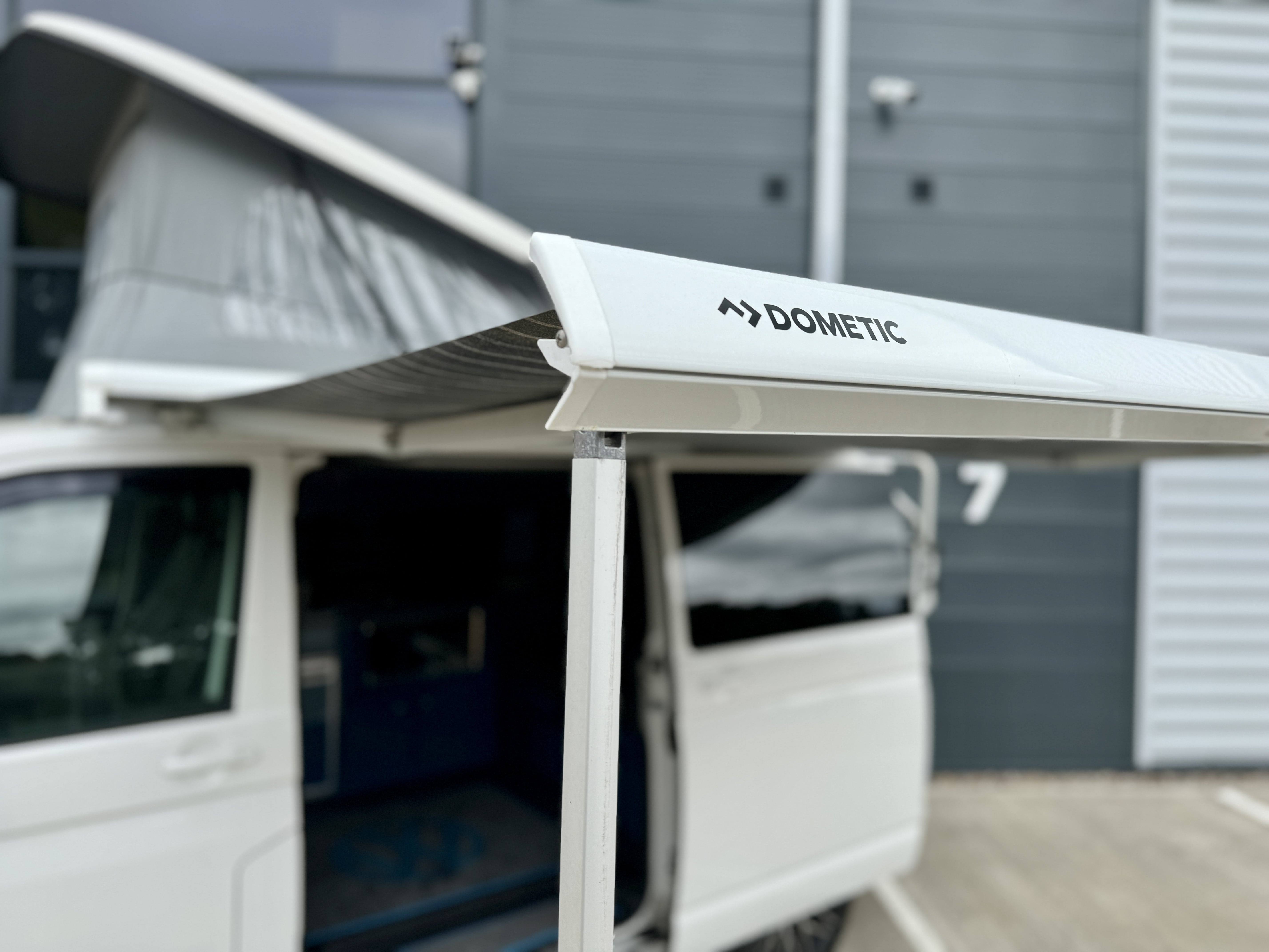 2.0 TDI T28 BlueMotion Tech Highline Campervan 5dr Diesel Manual SWB Euro 6 (102 ps)