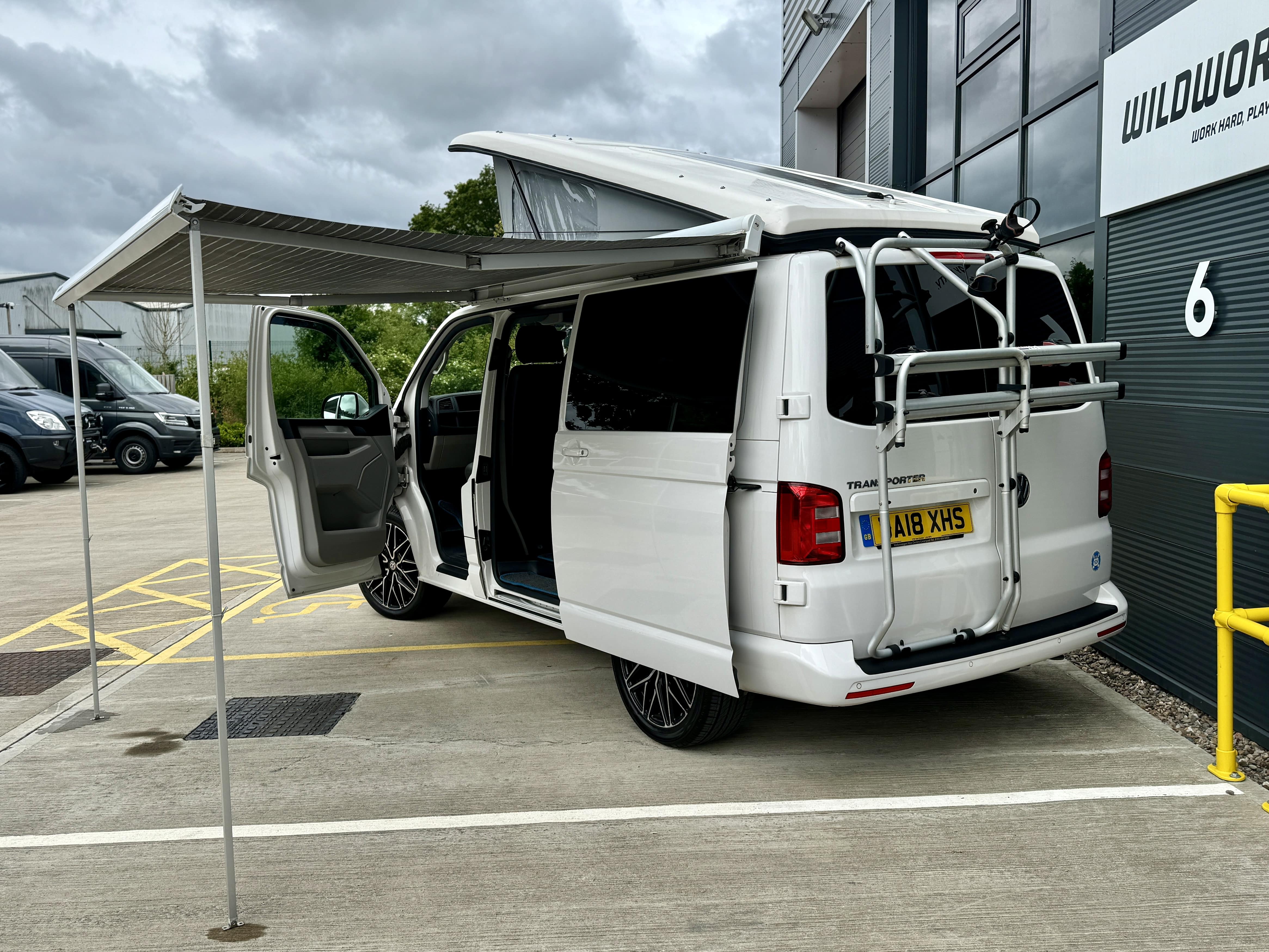 2.0 TDI T28 BlueMotion Tech Highline Campervan 5dr Diesel Manual SWB Euro 6 (102 ps)