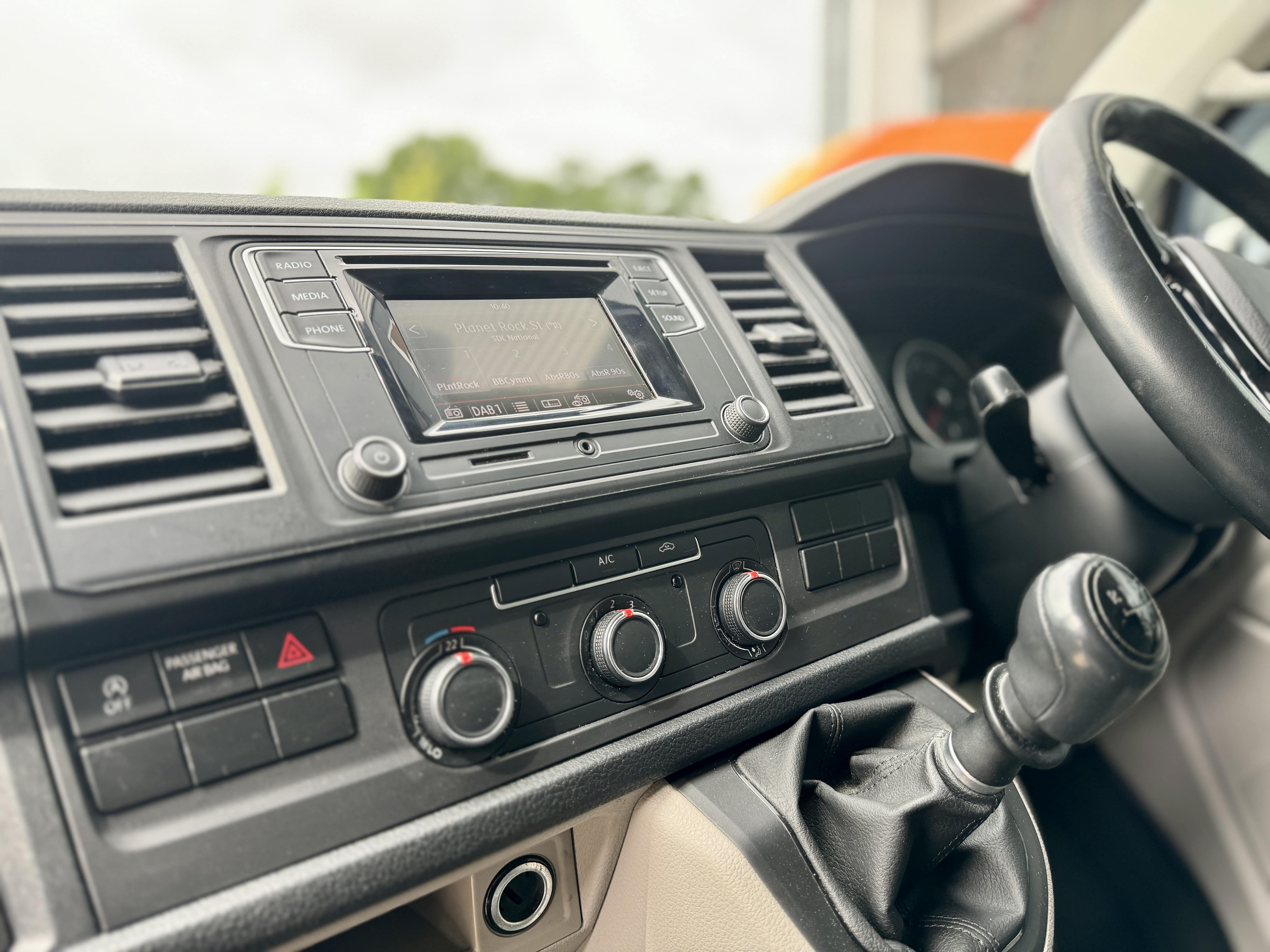 2.0 TDI T28 BlueMotion Tech Highline Campervan 5dr Diesel Manual SWB Euro 6 (102 ps)