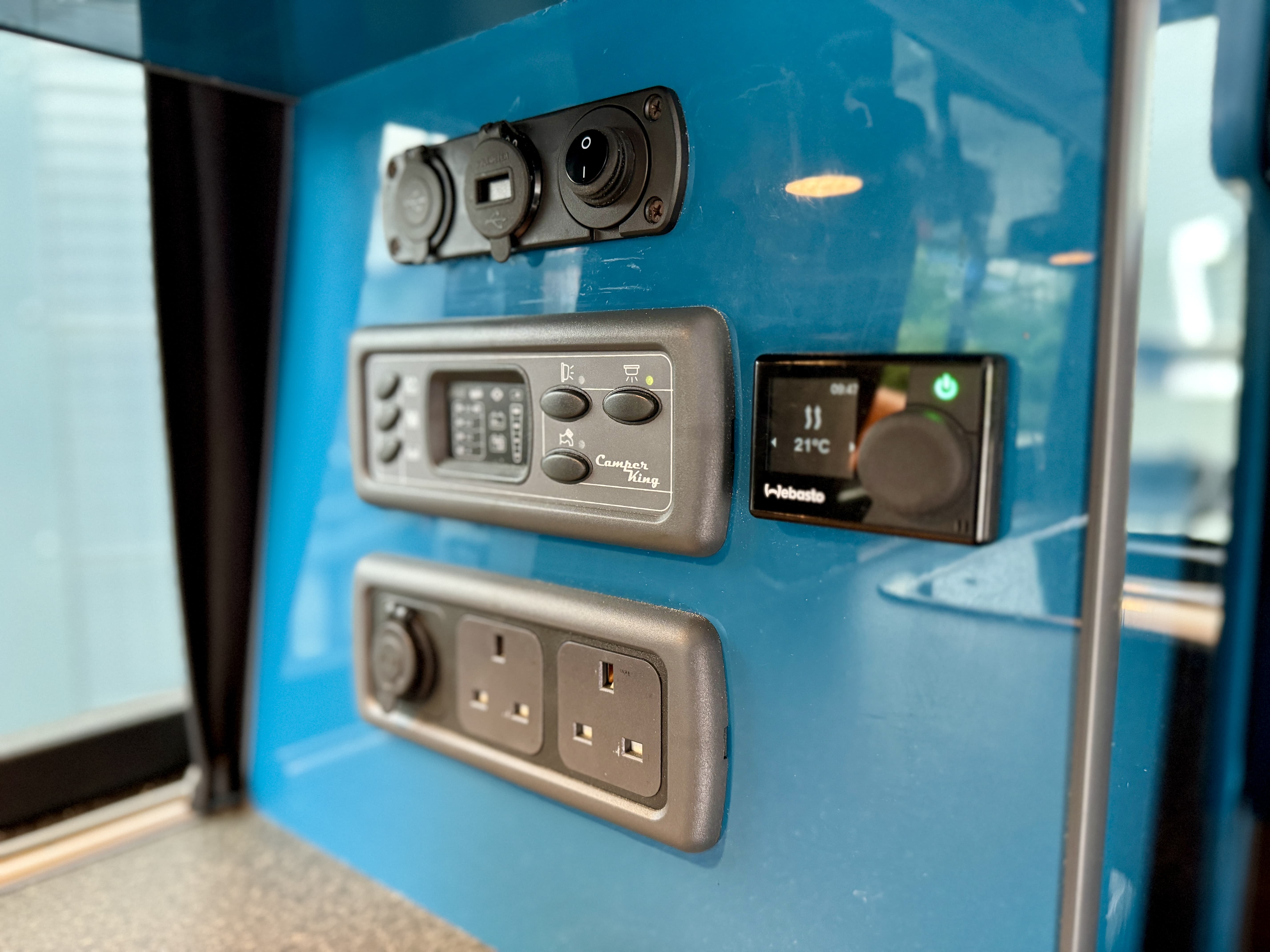 2.0 TDI T28 BlueMotion Tech Highline Campervan 5dr Diesel Manual SWB Euro 6 (102 ps)