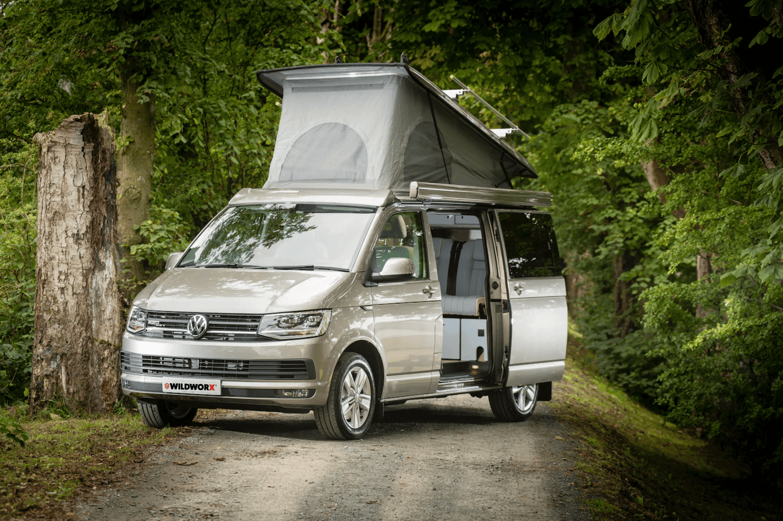 Pop top roof in a VW Campervan Conversion Wildworx