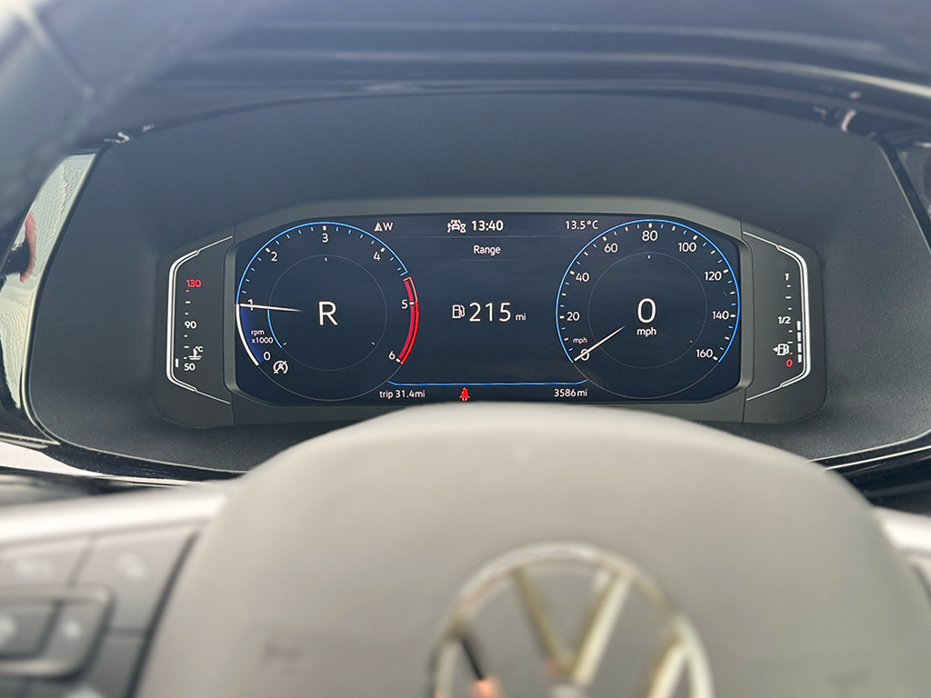 Volkswagen Transporter Sportline Black Edition Campervan