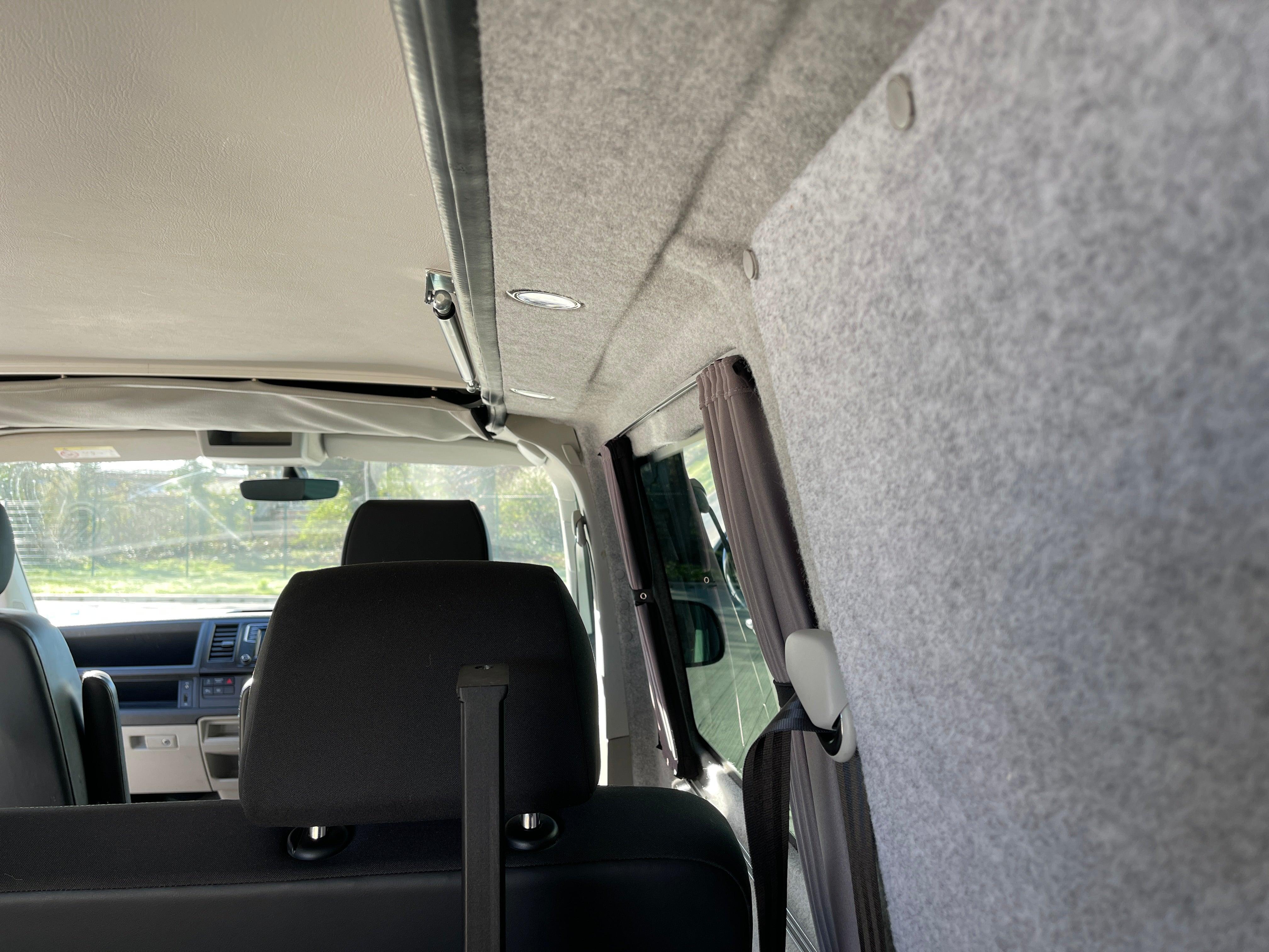 Volkswagen Transporter 2.0TDI (150ps) Kombi - Wildworx - Volkswagen Transporter 2.0TDI (150ps) Kombi