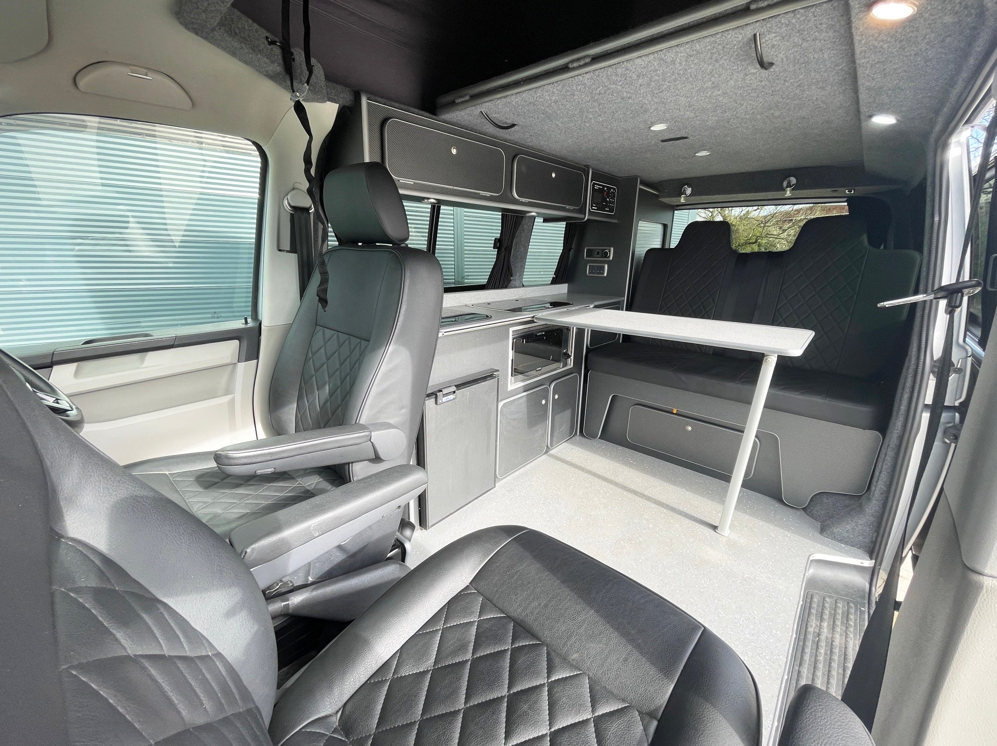 VE18LDL 2.0 BiTDI T32 Highline 5dr Diesel DSG 4Motion SWB Euro 6 (204 ps)