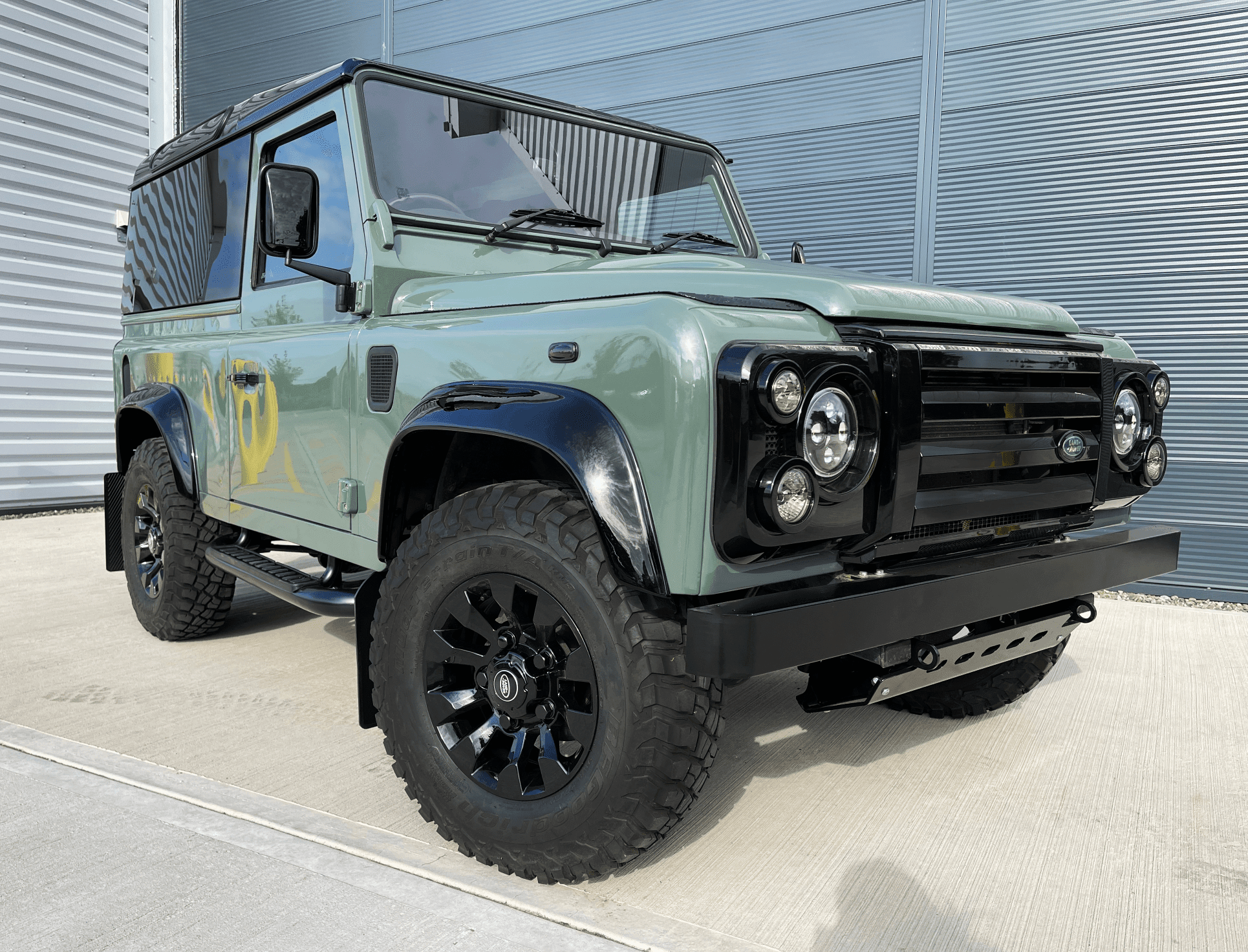 Land Rover Defender 90 2016 2.2 TDCi Diesel Manual 4WD SWB (122 ps) - Wildworx | Campervan Conversions, Sales & Accessories