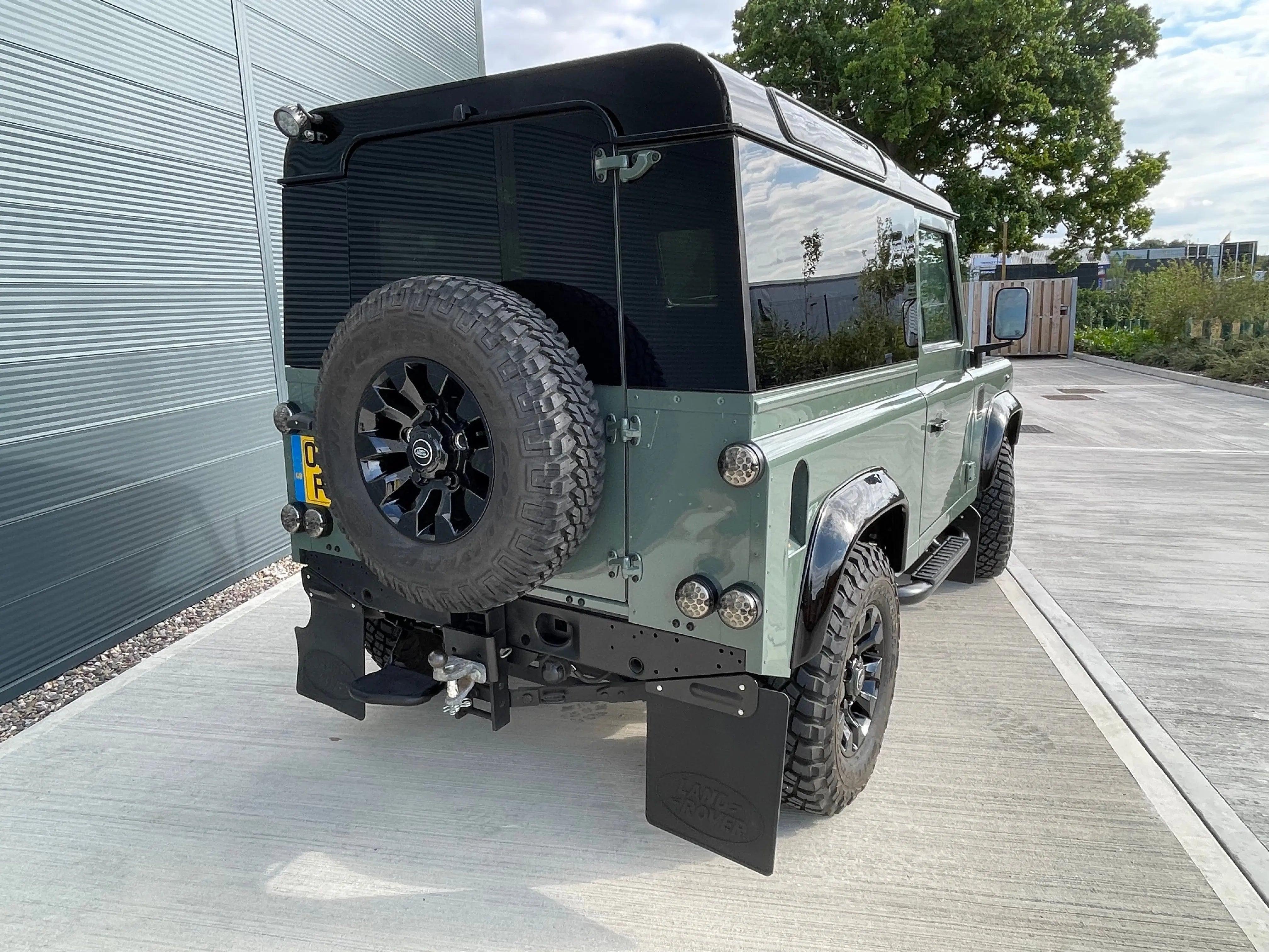 Land Rover Defender 90 | OE65PVA SUV (2006 - 2016) 2.2 TDCi Hard Top 3dr Diesel Manual 4WD SWB Euro 5 (122 ps) Wildworx | Campervan Conversions, Sales & Accessories Wildworx | Campervan Conversions, Sales & Accessories