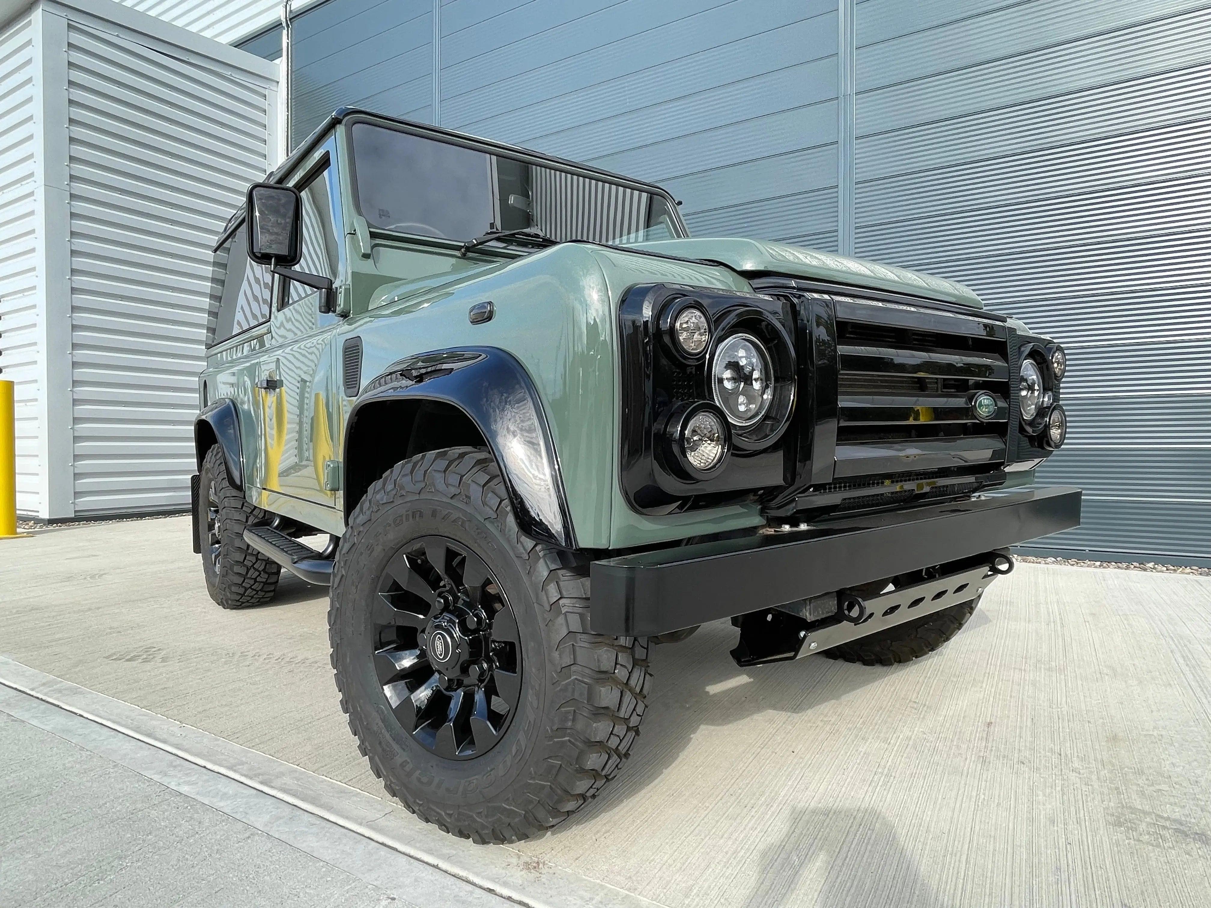 Land Rover Defender 90 | OE65PVA SUV (2006 - 2016) 2.2 TDCi Hard Top 3dr Diesel Manual 4WD SWB Euro 5 (122 ps) Wildworx | Campervan Conversions, Sales & Accessories Wildworx | Campervan Conversions, Sales & Accessories