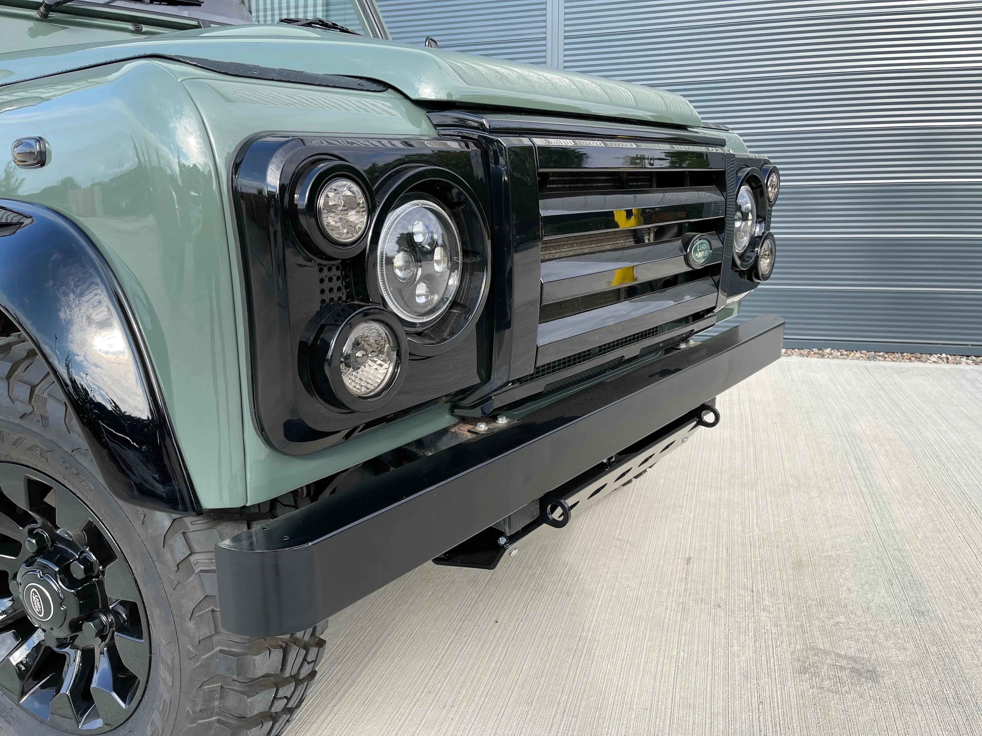 Land Rover Defender 90 | OE65PVA SUV (2006 - 2016) 2.2 TDCi Hard Top 3dr Diesel Manual 4WD SWB Euro 5 (122 ps) Wildworx | Campervan Conversions, Sales & Accessories Wildworx | Campervan Conversions, Sales & Accessories