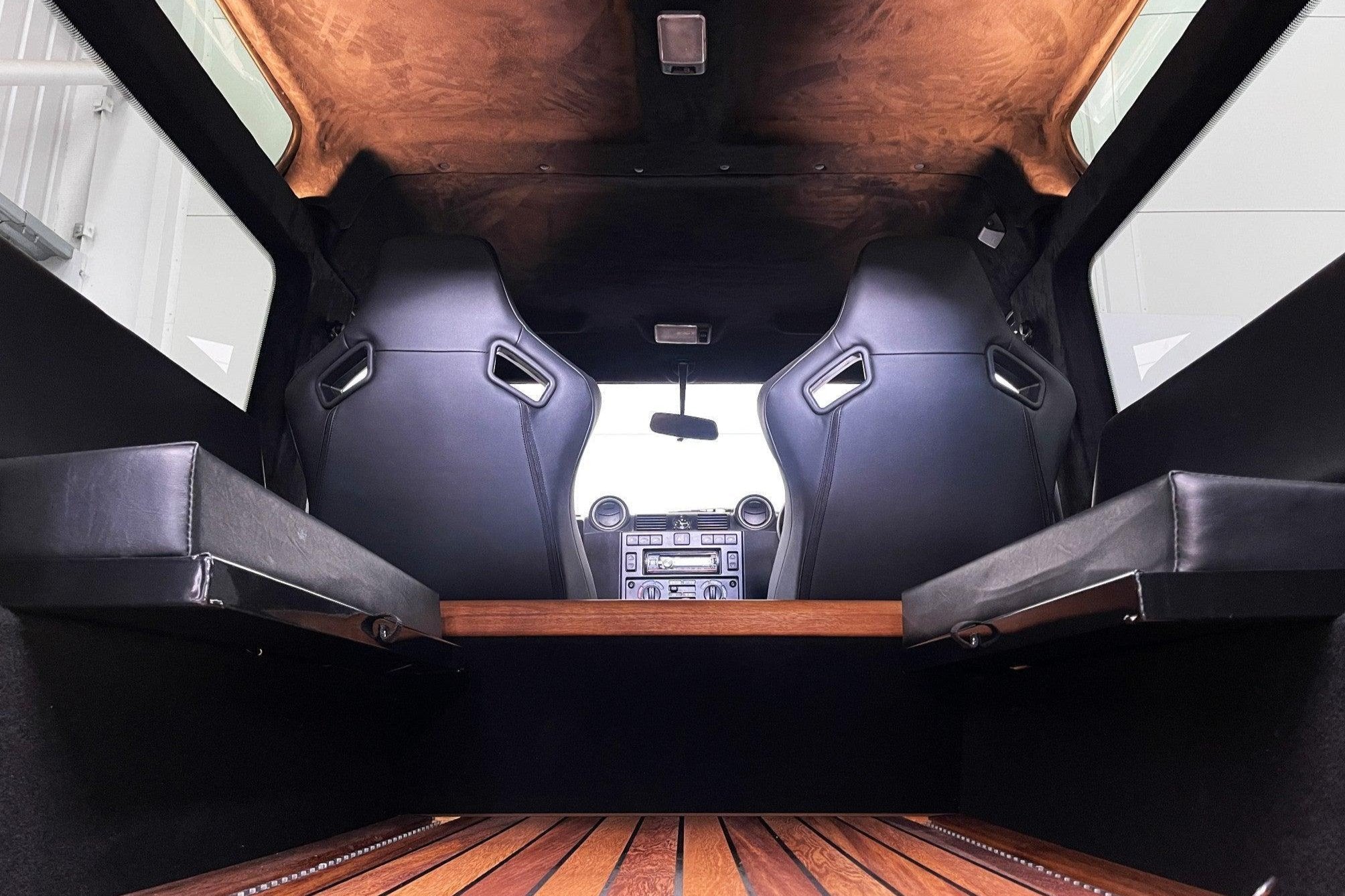 Land Rover Defender 90 | OE65PVA SUV (2006 - 2016) 2.2 TDCi Hard Top 3dr Diesel Manual 4WD SWB Euro 5 (122 ps) Wildworx | Campervan Conversions, Sales & Accessories Wildworx | Campervan Conversions, Sales & Accessories