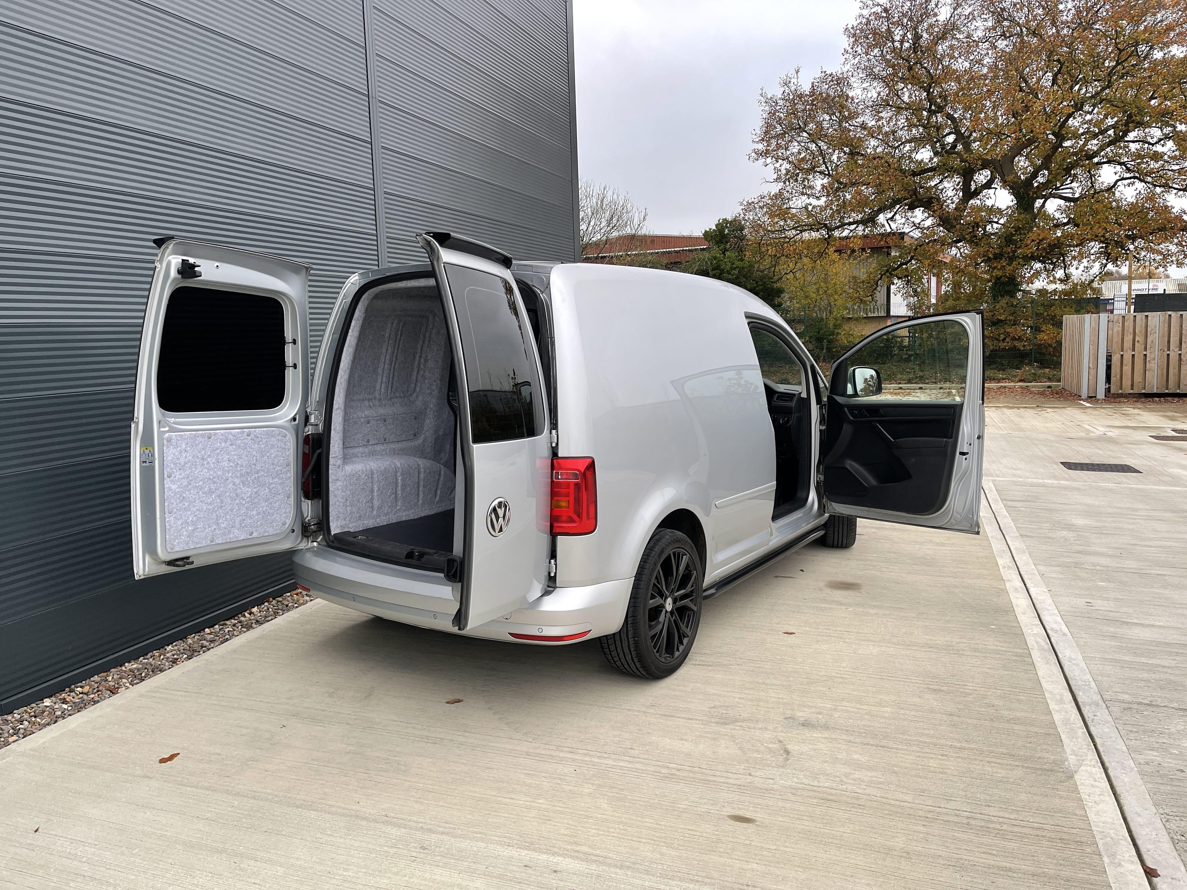 Volkswagen Caddy 2.0 TDI Trendline Manual (102 ps) - Wildworx | Campervan Conversions, Sales & Accessories -Volkswagen Caddy 2.0 TDI Trendline Manual (102 ps)