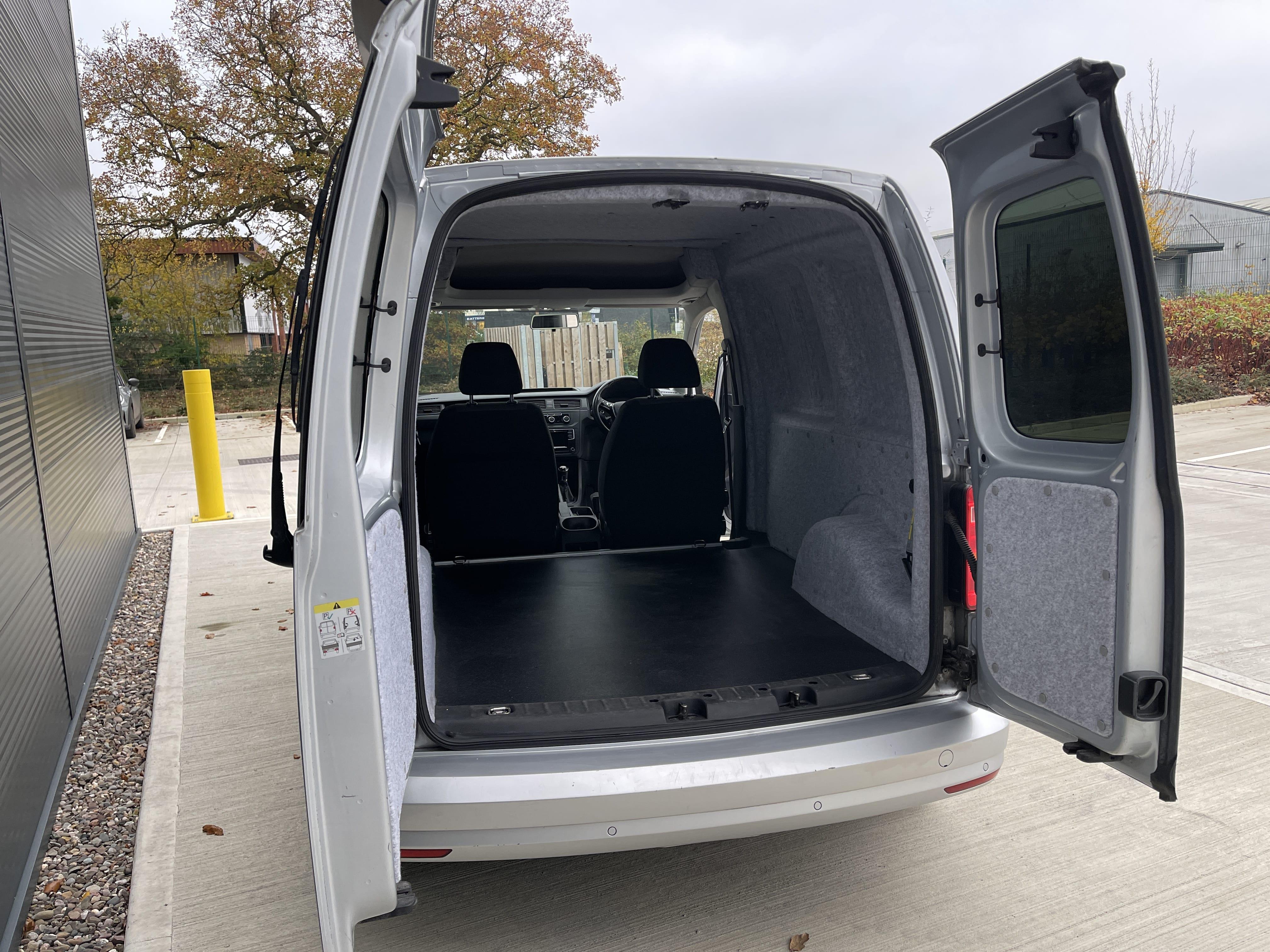 Volkswagen Caddy 2.0 TDI Trendline Manual (102 ps) - Wildworx | Campervan Conversions, Sales & Accessories -Volkswagen Caddy 2.0 TDI Trendline Manual (102 ps)