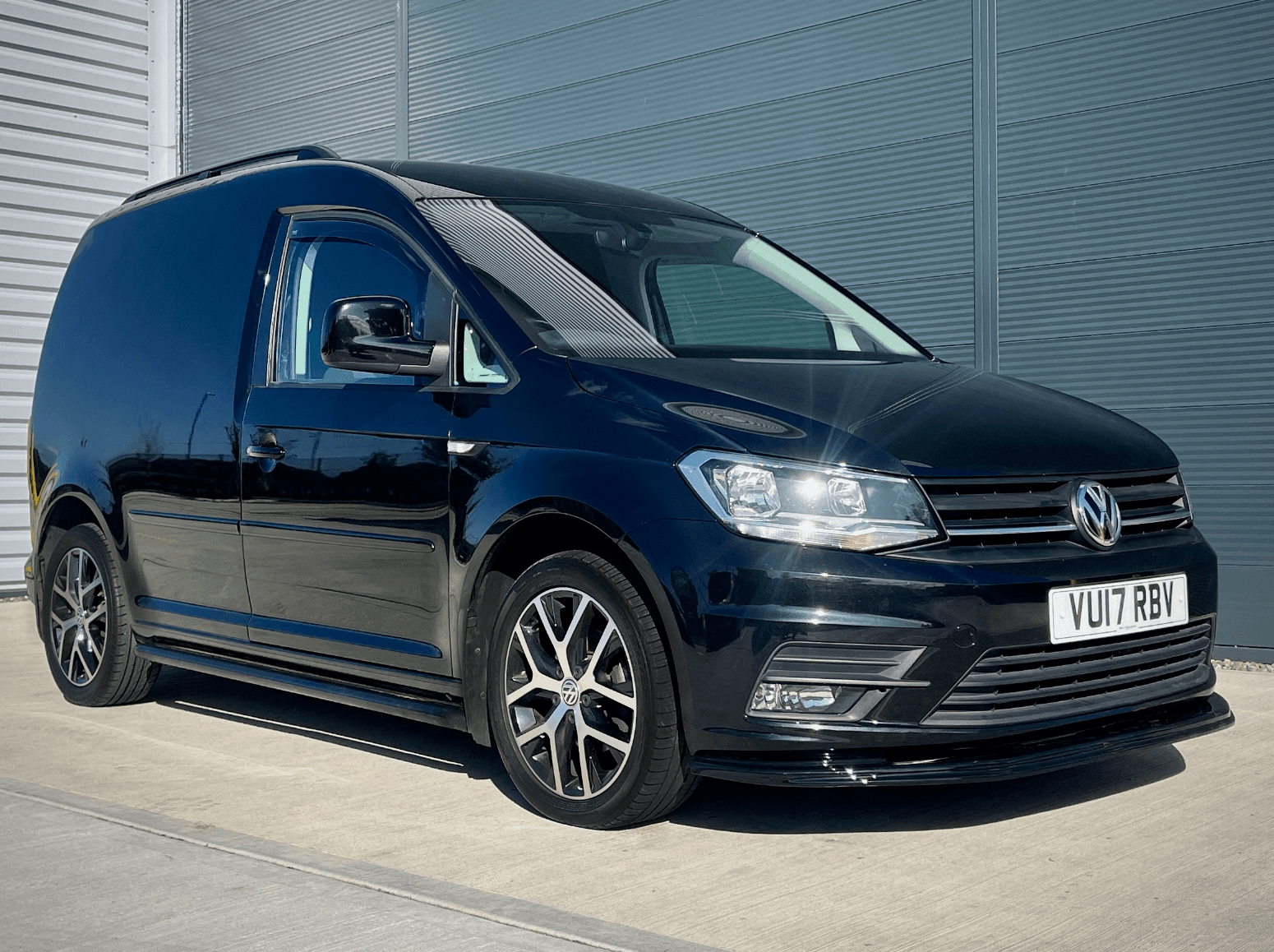 Volkswagen Caddy 2017 2.0 TDI BlueMotion Black Edition Euro 6 - Wildworx | Campervan Conversions, Sales & Accessories -Volkswagen Caddy 2017 2.0 TDI BlueMotion Black Edition Euro 6