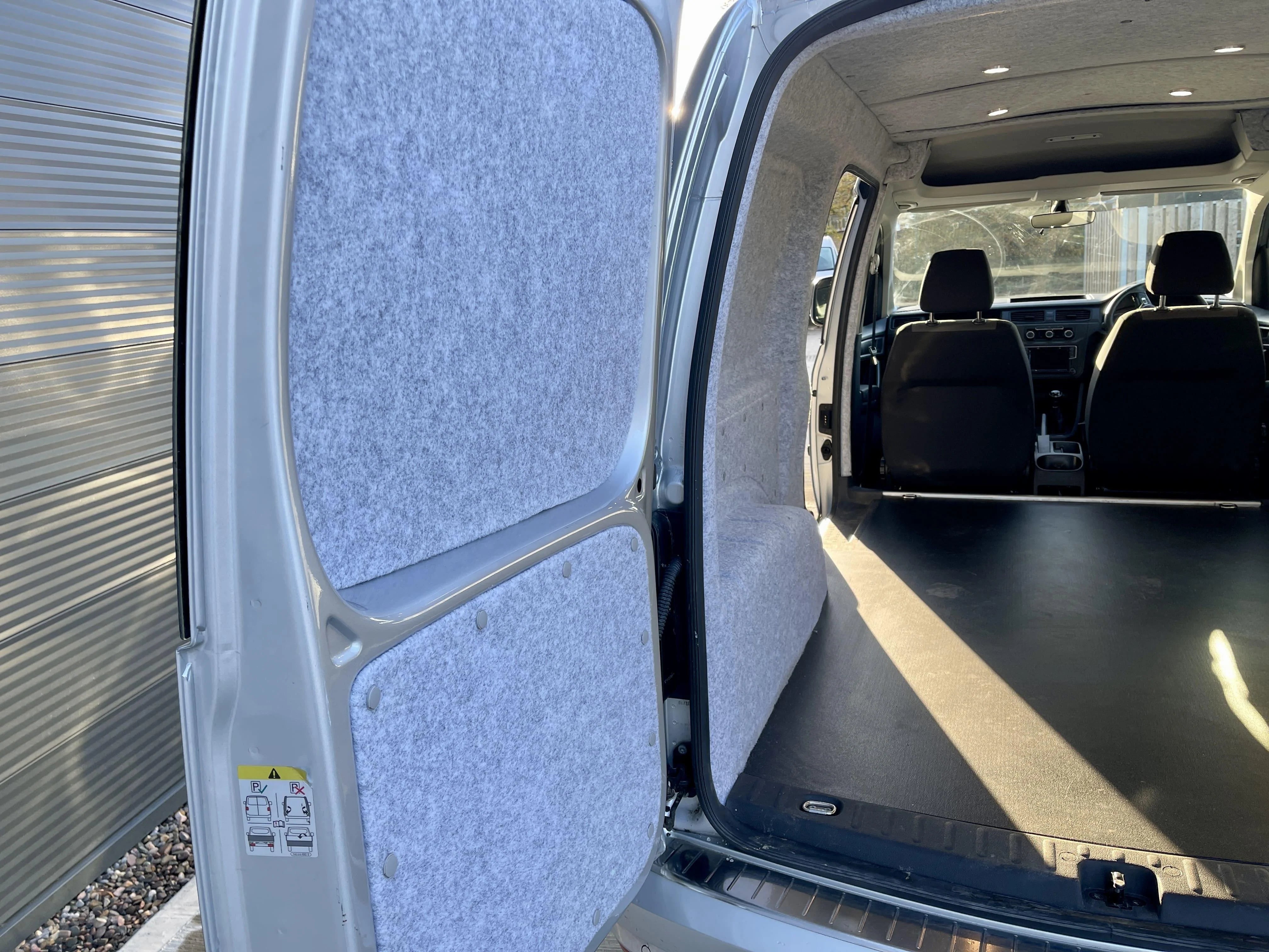 Volkswagen Caddy Maxi Highline Manual Euro 6 (102 ps) - Wildworx | Campervan Conversions, Sales & Accessories -Volkswagen Caddy Maxi Highline Manual Euro 6 (102 ps)