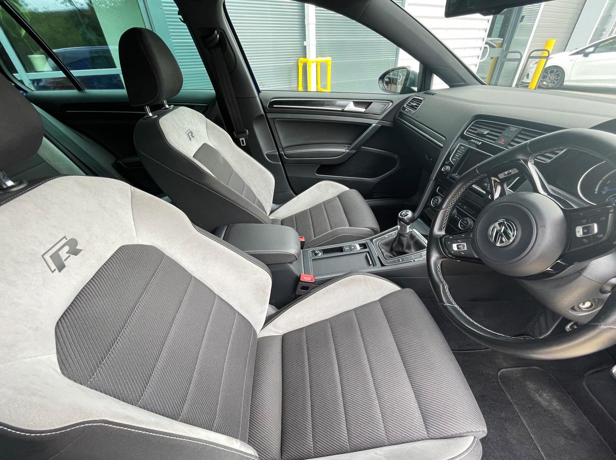 Volkswagen Golf 2.0 TSI R 5dr 4Motion Euro 6 (300 ps) Wildworx | Campervan Conversions, Sales & Accessories Wildworx | Campervan Conversions, Sales & Accessories