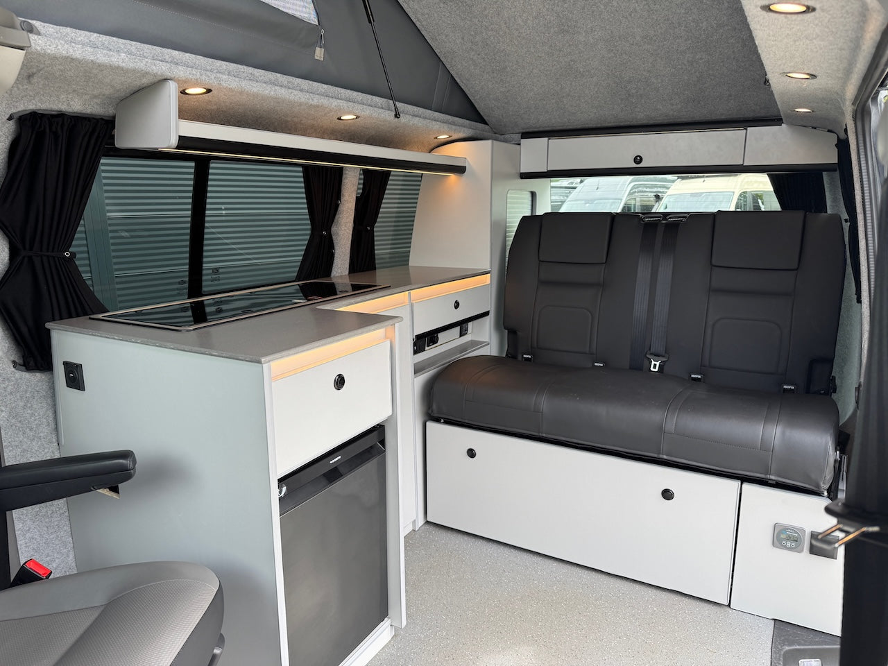 Volkswagen Transporter Campervan | SW72DOU