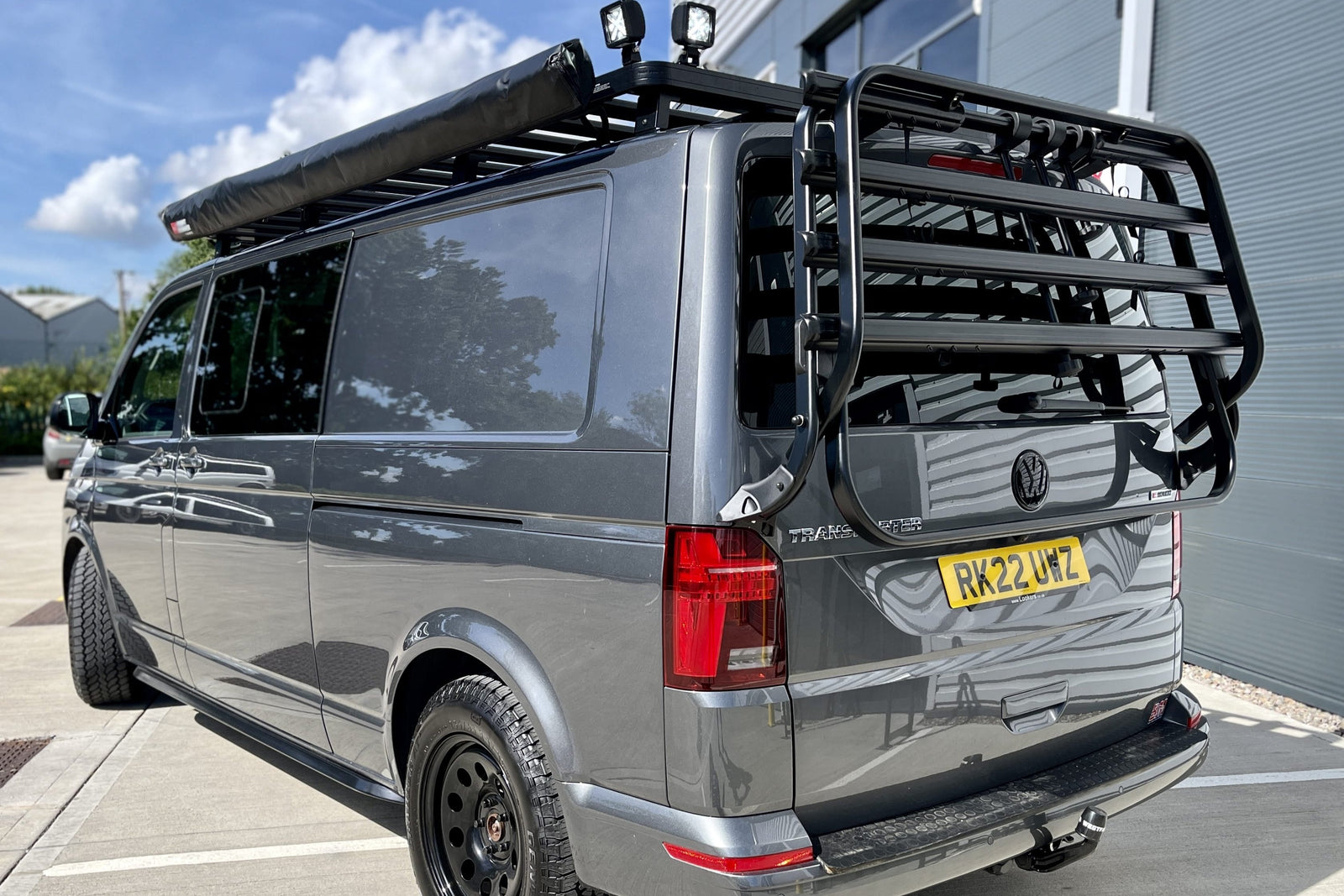 The Complete Guide to Two Tone Campervans – Wildworx