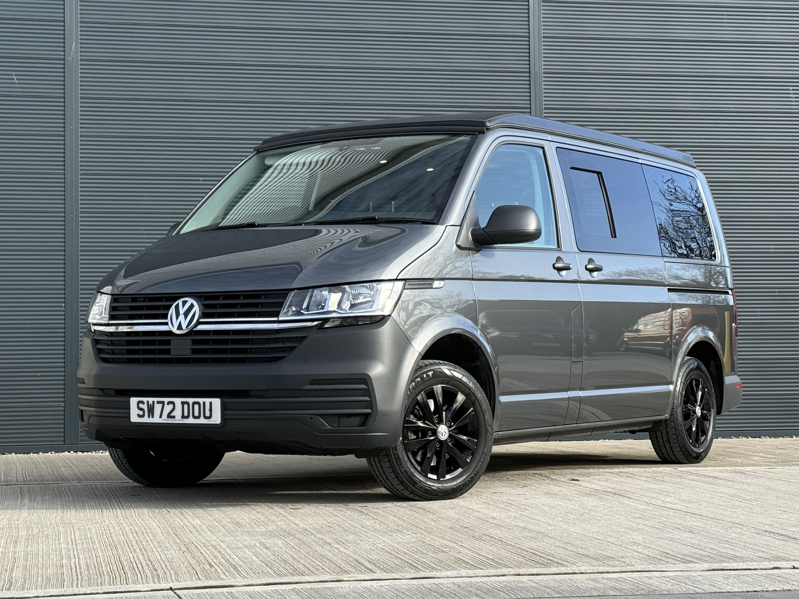 Volkswagen Transporter | 2.0 TDI T28 Manual SWB Euro 6 (150 ps) Day Van