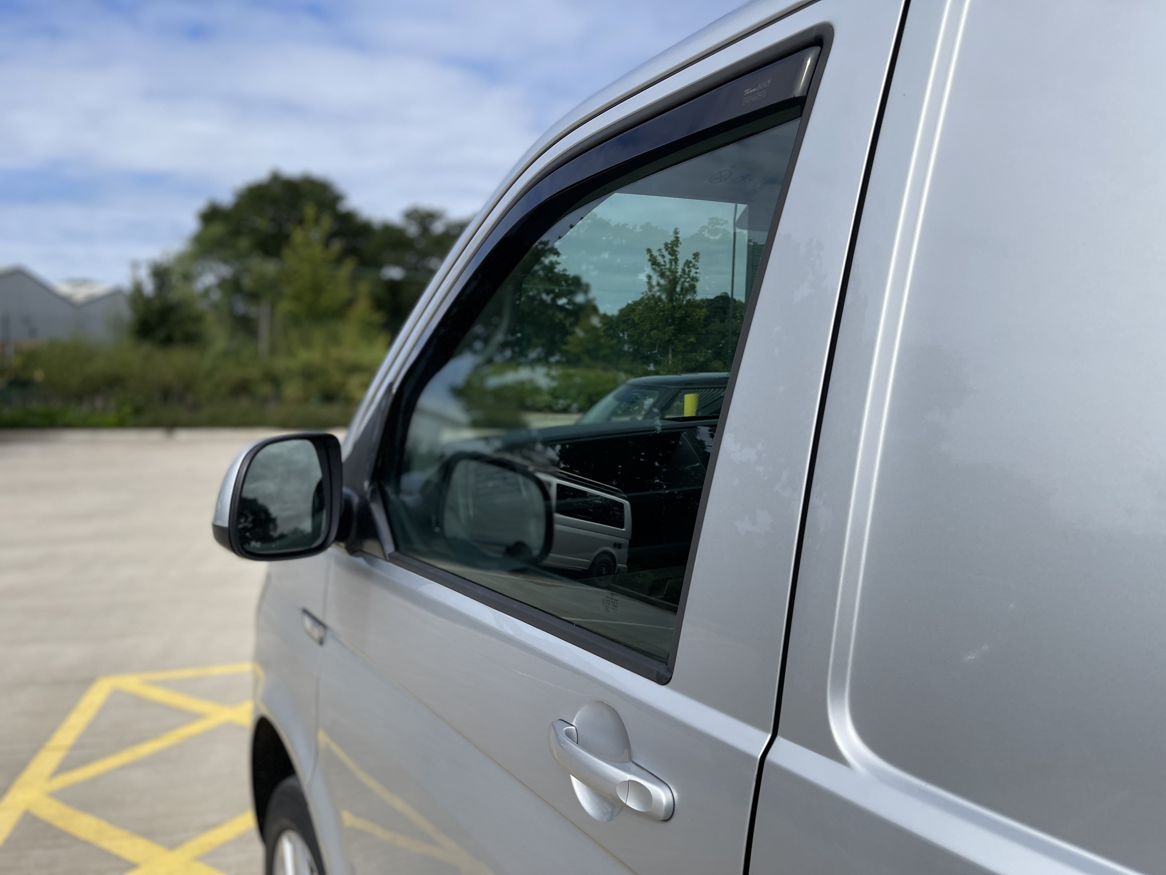 Volkswagen Transporter | 2.0 TDI T30 BlueMotion Tech Highline Panel Van 5dr Diesel Manual FWD LWB Euro 6 (s/s) (102 ps)