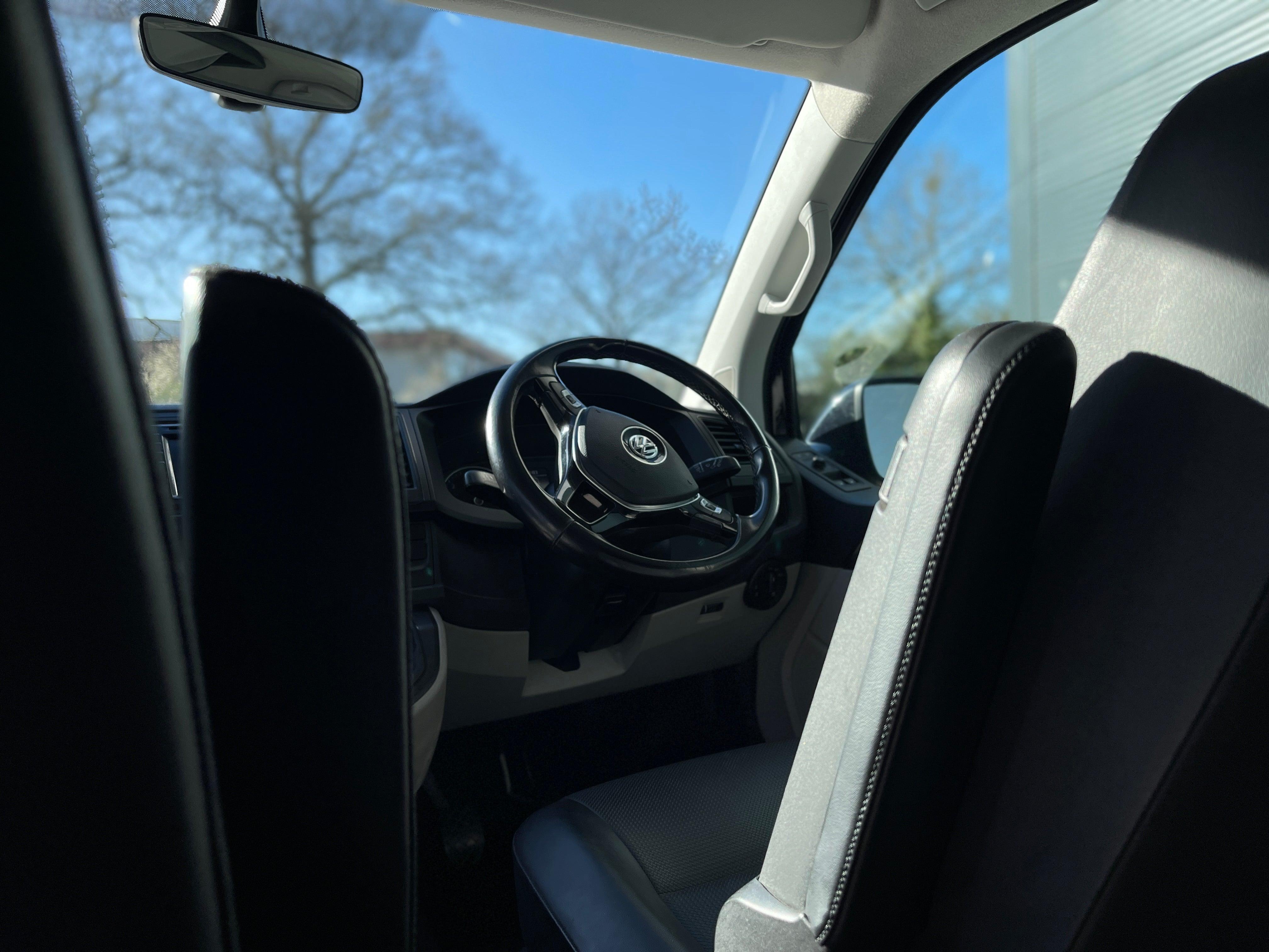 Volkswagen Transporter 2.0TDI (150ps) Kombi - Wildworx - Volkswagen Transporter 2.0TDI (150ps) Kombi