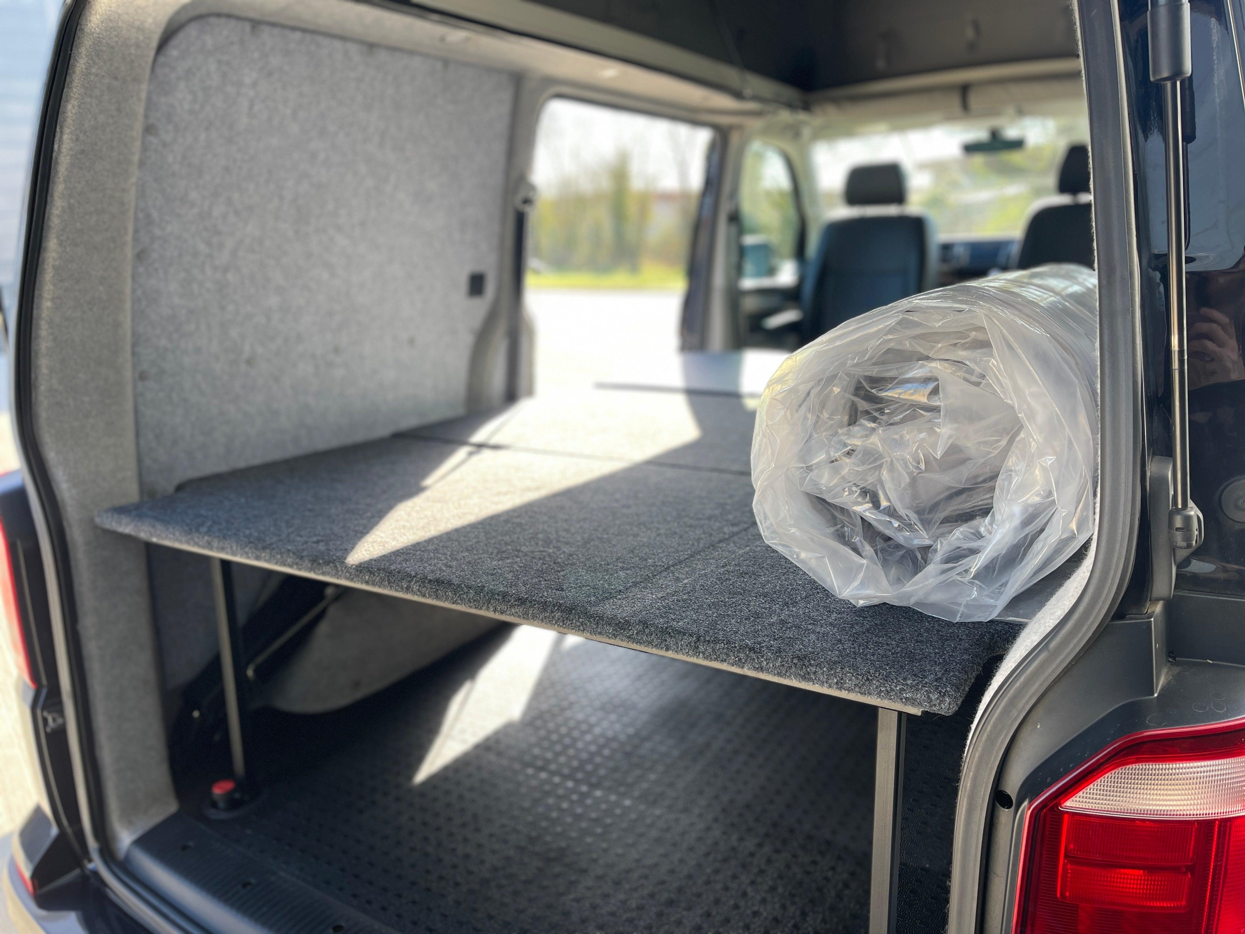 Volkswagen Transporter 2.0TDI (150ps) Kombi - Wildworx - Volkswagen Transporter 2.0TDI (150ps) Kombi