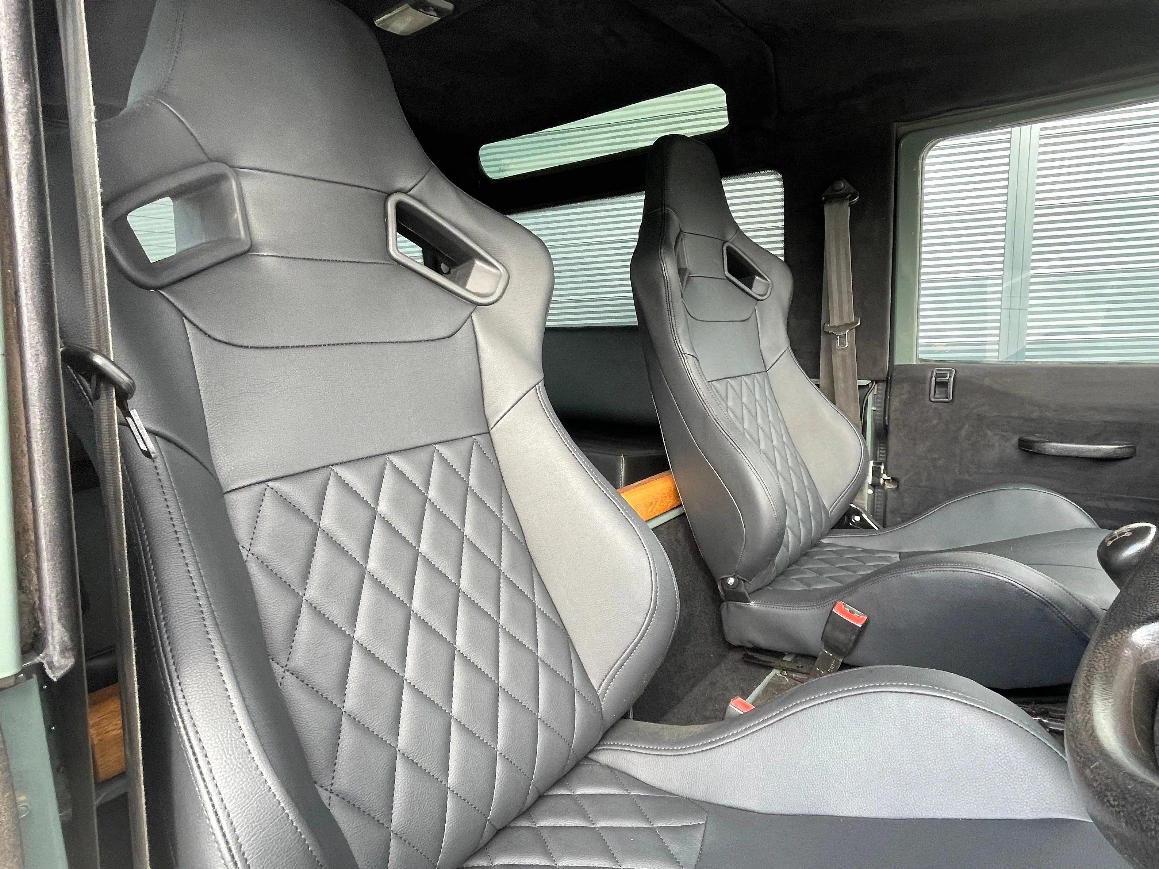 Land Rover Defender 90 | OE65PVA SUV (2006 - 2016) 2.2 TDCi Hard Top 3dr Diesel Manual 4WD SWB Euro 5 (122 ps) Wildworx | Campervan Conversions, Sales & Accessories Wildworx | Campervan Conversions, Sales & Accessories
