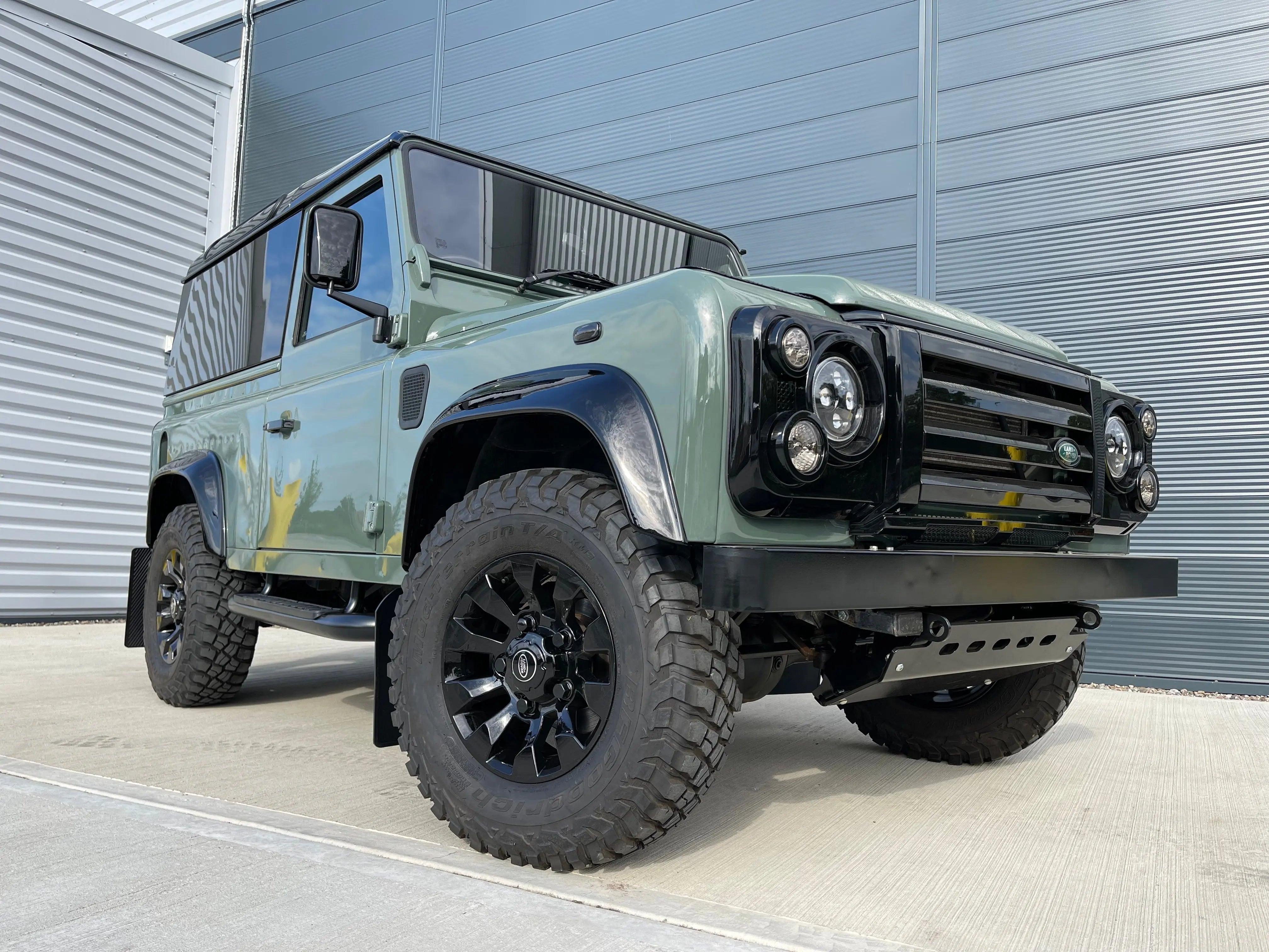 Land Rover Defender 90 | OE65PVA SUV (2006 - 2016) 2.2 TDCi Hard Top 3dr Diesel Manual 4WD SWB Euro 5 (122 ps) Wildworx | Campervan Conversions, Sales & Accessories Wildworx | Campervan Conversions, Sales & Accessories