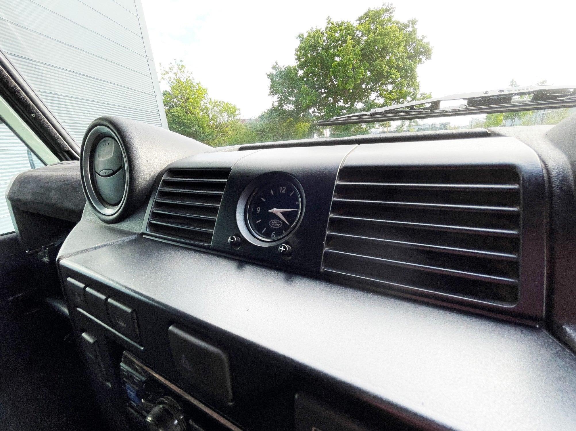 Land Rover Defender 90 | OE65PVA SUV (2006 - 2016) 2.2 TDCi Hard Top 3dr Diesel Manual 4WD SWB Euro 5 (122 ps) Wildworx | Campervan Conversions, Sales & Accessories Wildworx | Campervan Conversions, Sales & Accessories