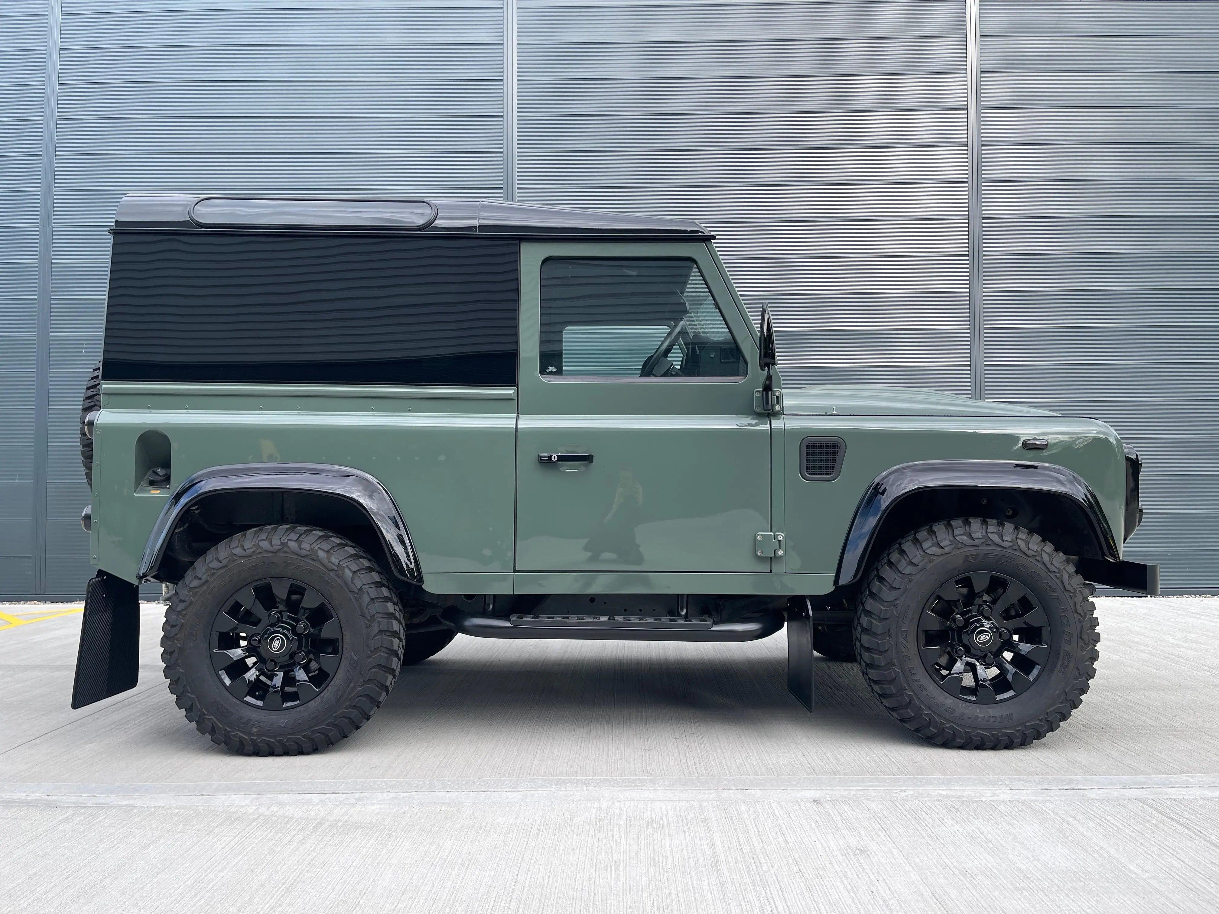 Land Rover Defender 90 | OE65PVA SUV (2006 - 2016) 2.2 TDCi Hard Top 3dr Diesel Manual 4WD SWB Euro 5 (122 ps) Wildworx | Campervan Conversions, Sales & Accessories Wildworx | Campervan Conversions, Sales & Accessories