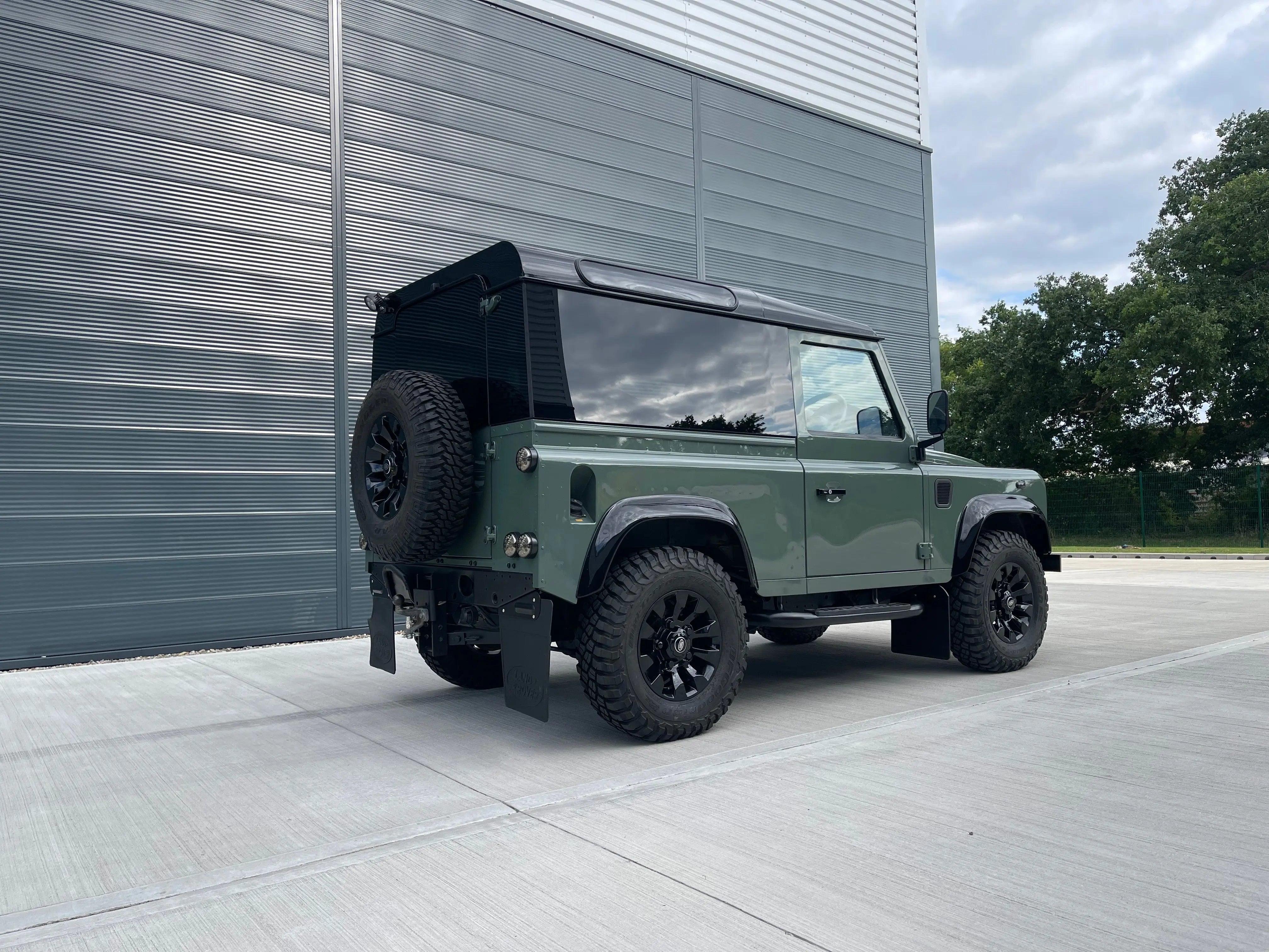 Land Rover Defender 90 | OE65PVA SUV (2006 - 2016) 2.2 TDCi Hard Top 3dr Diesel Manual 4WD SWB Euro 5 (122 ps) Wildworx | Campervan Conversions, Sales & Accessories Wildworx | Campervan Conversions, Sales & Accessories