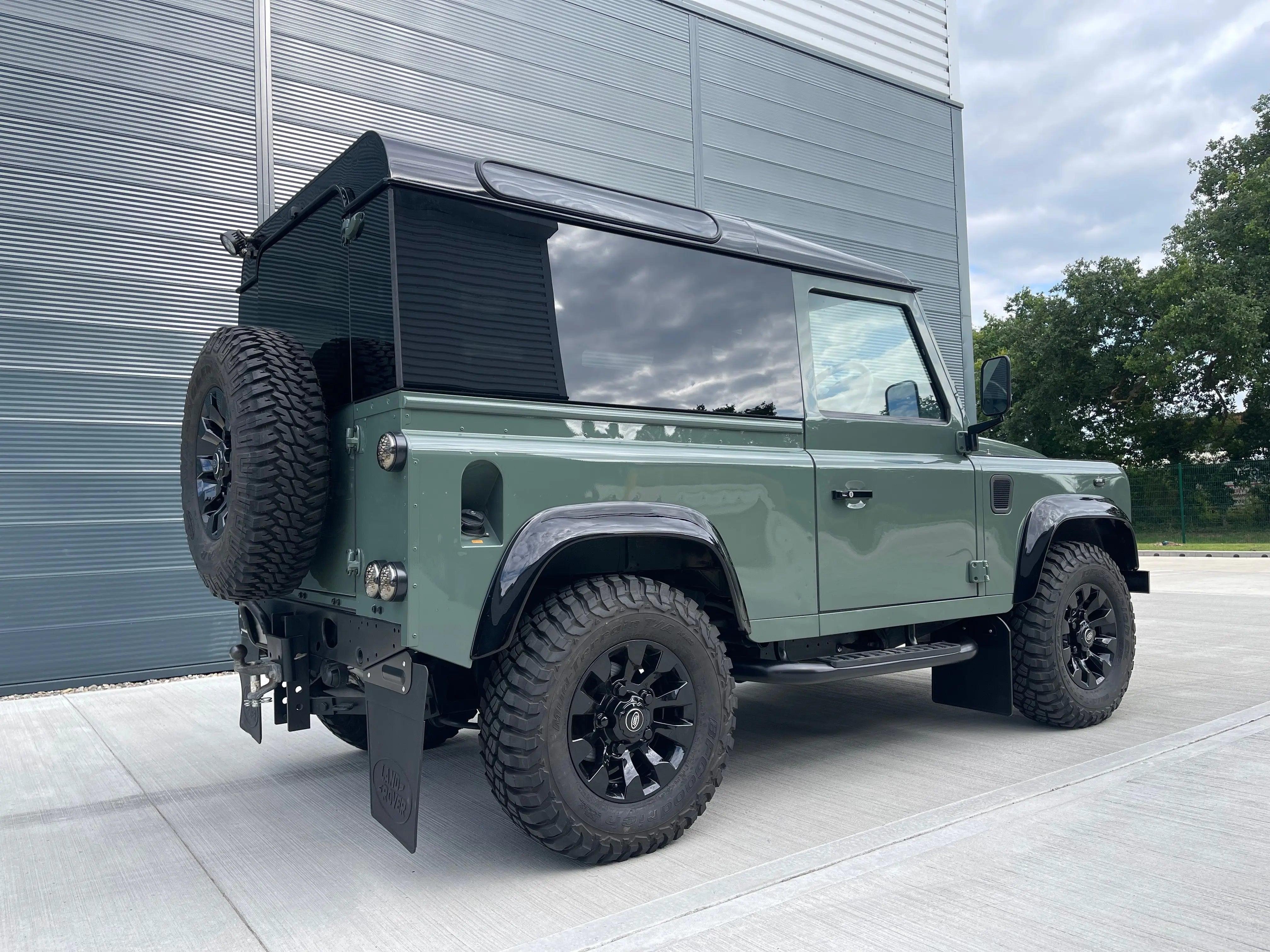 Land Rover Defender 90 | OE65PVA SUV (2006 - 2016) 2.2 TDCi Hard Top 3dr Diesel Manual 4WD SWB Euro 5 (122 ps) Wildworx | Campervan Conversions, Sales & Accessories Wildworx | Campervan Conversions, Sales & Accessories