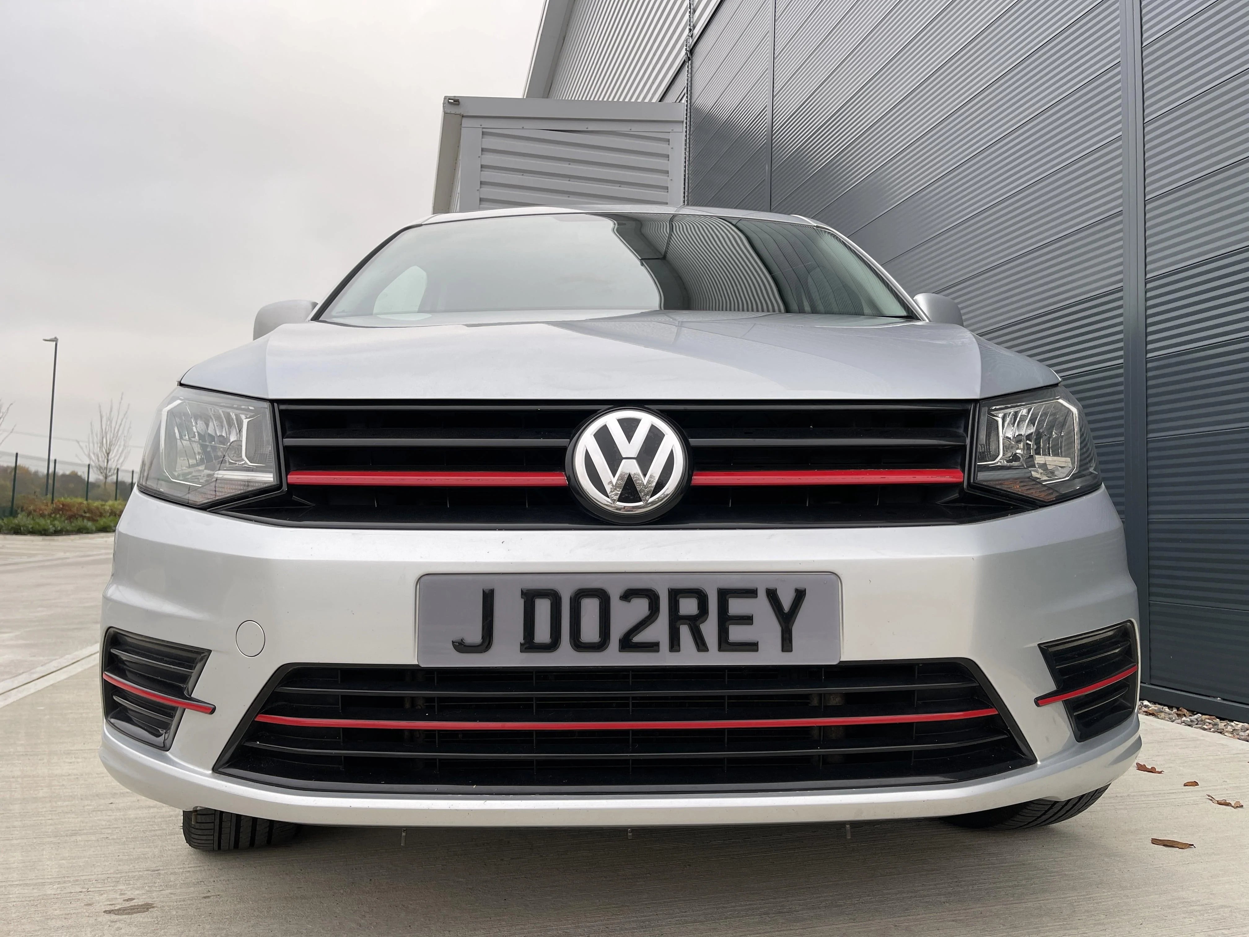 Volkswagen Caddy 2.0 TDI Trendline Manual (102 ps) - Wildworx | Campervan Conversions, Sales & Accessories -Volkswagen Caddy 2.0 TDI Trendline Manual (102 ps)