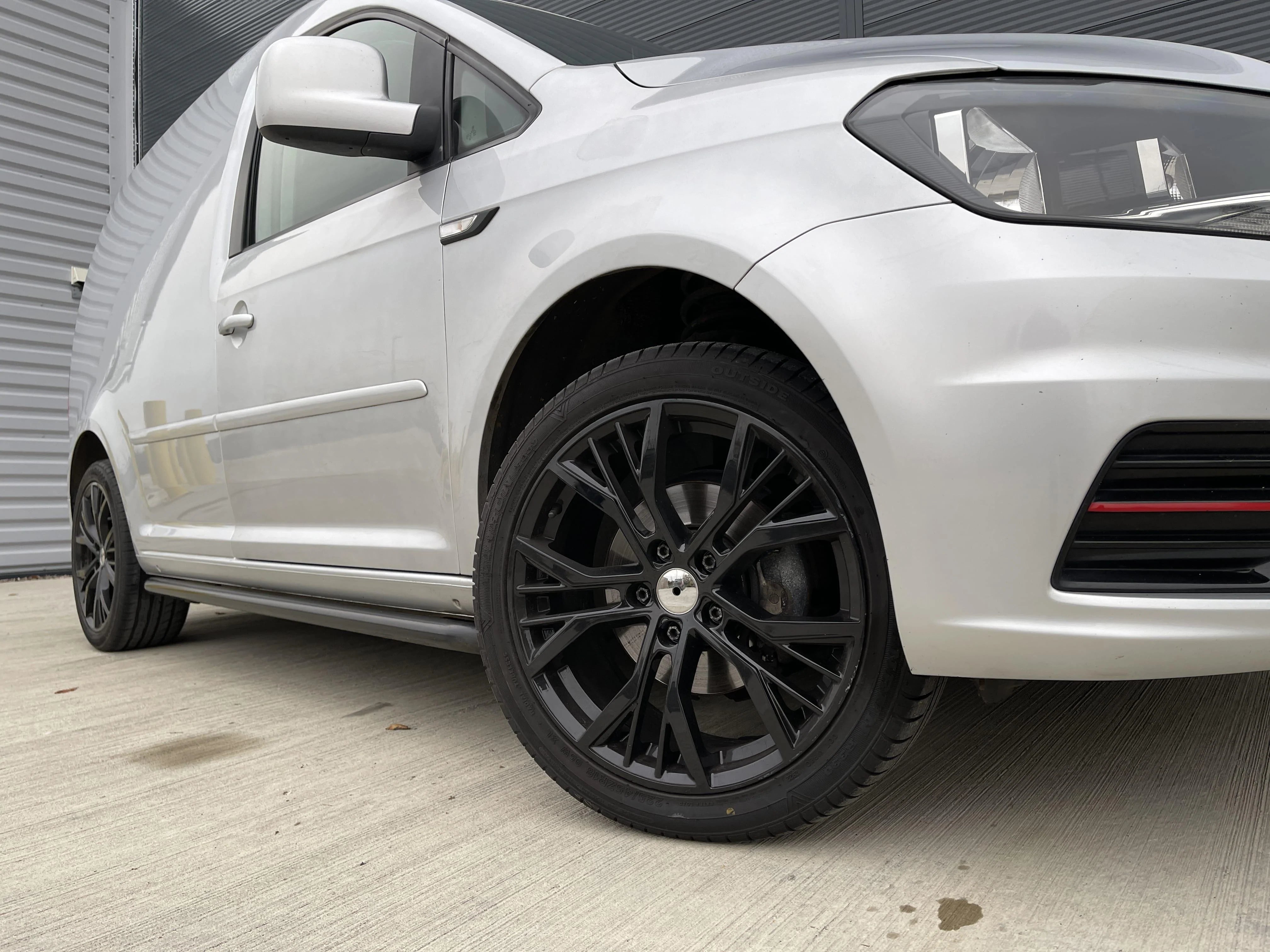 Volkswagen Caddy 2.0 TDI Trendline Manual (102 ps) - Wildworx | Campervan Conversions, Sales & Accessories -Volkswagen Caddy 2.0 TDI Trendline Manual (102 ps)