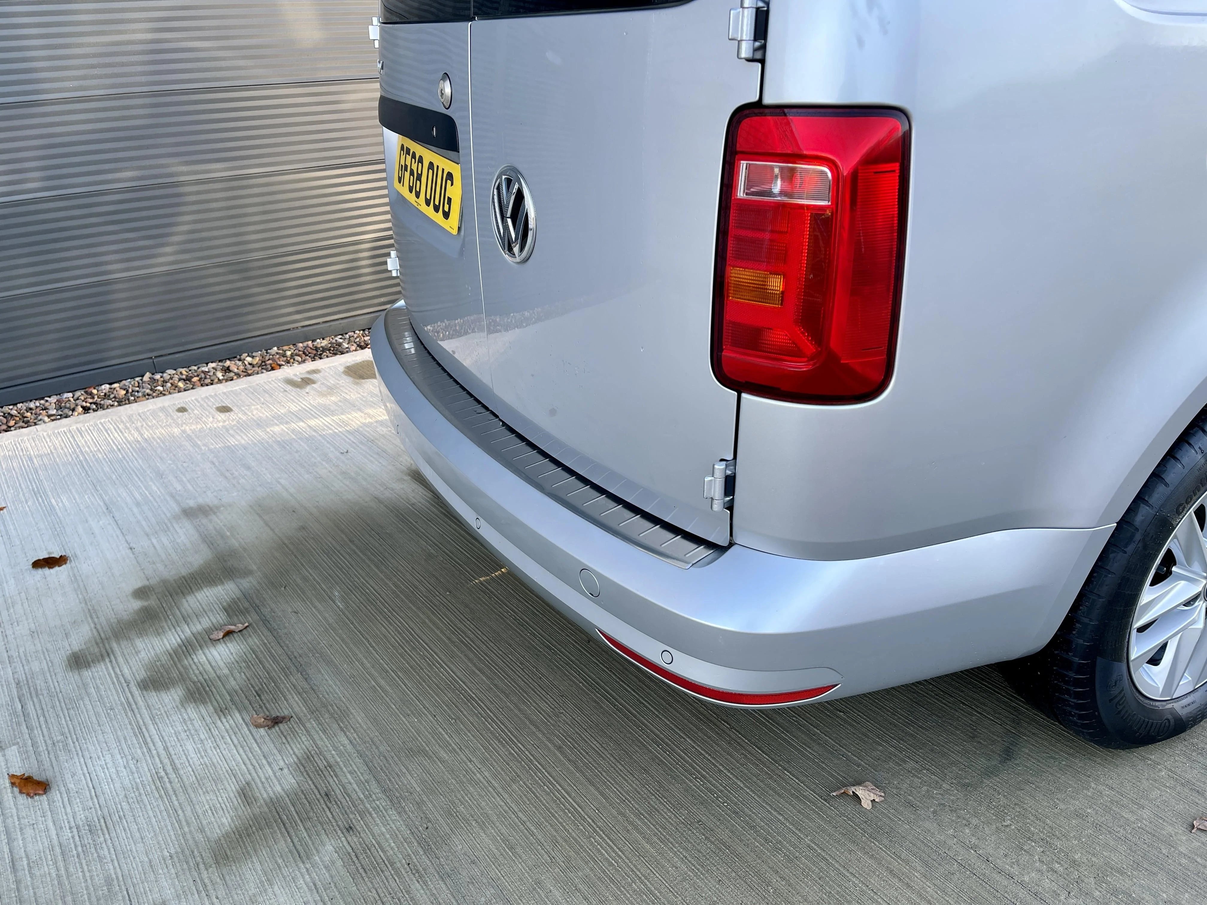 Volkswagen Caddy Maxi Highline Manual Euro 6 (102 ps) - Wildworx | Campervan Conversions, Sales & Accessories -Volkswagen Caddy Maxi Highline Manual Euro 6 (102 ps)