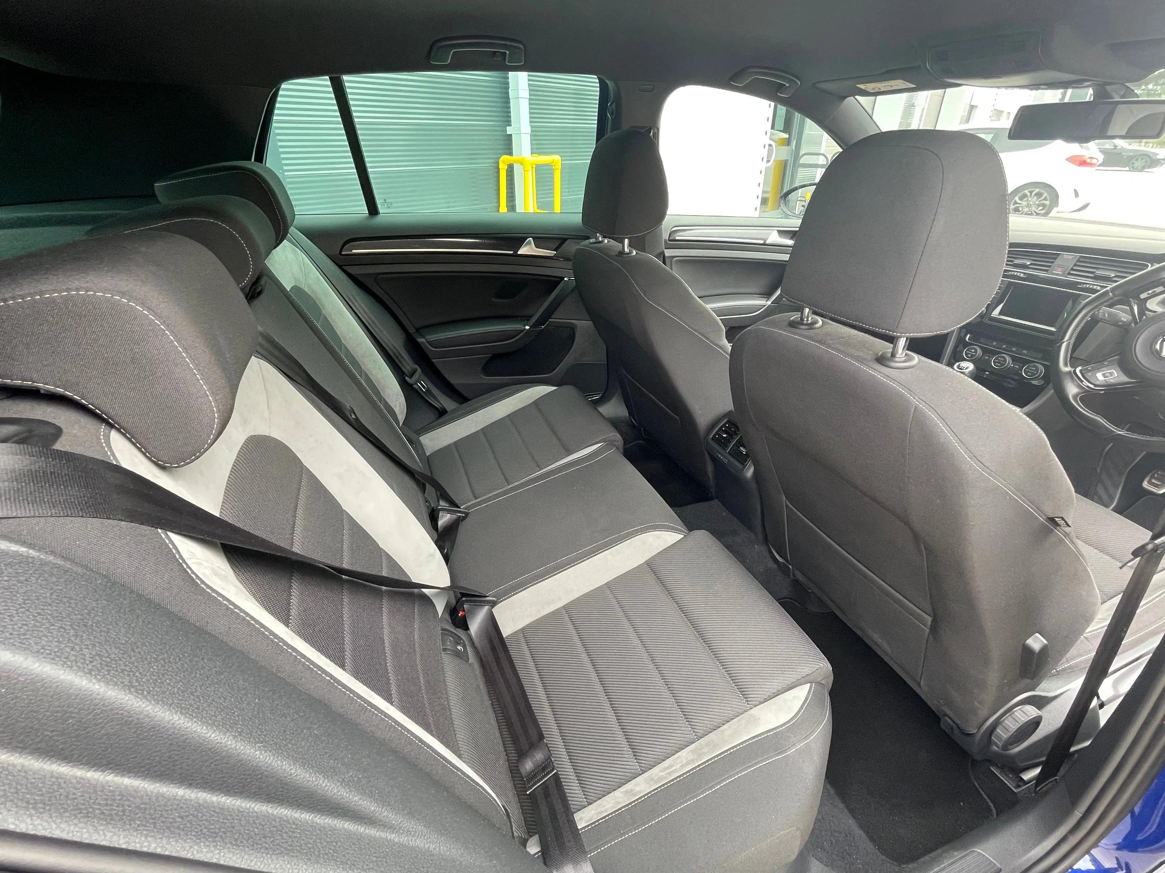 Volkswagen Golf 2.0 TSI R 5dr 4Motion Euro 6 (300 ps) Wildworx | Campervan Conversions, Sales & Accessories Wildworx | Campervan Conversions, Sales & Accessories