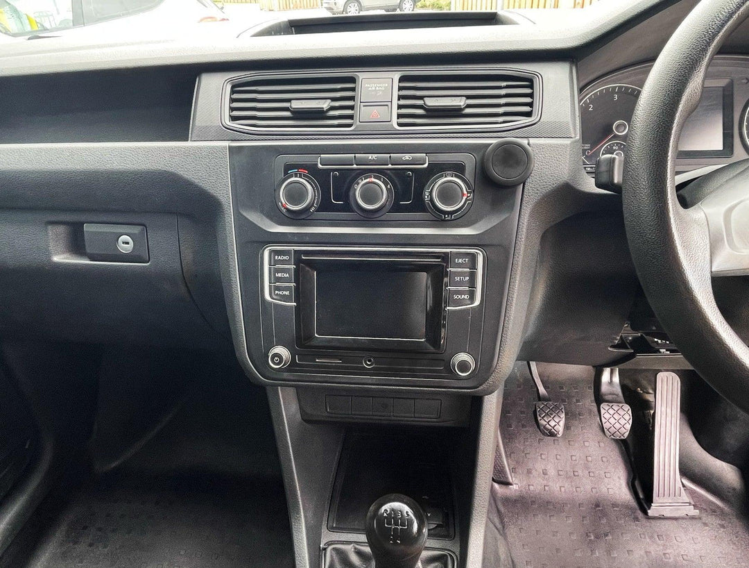VW Caddy Maxi 2015 1.6 TDI Startline 6dr Wildworx Wildworx | Campervan Conversions, Sales & Accessories
